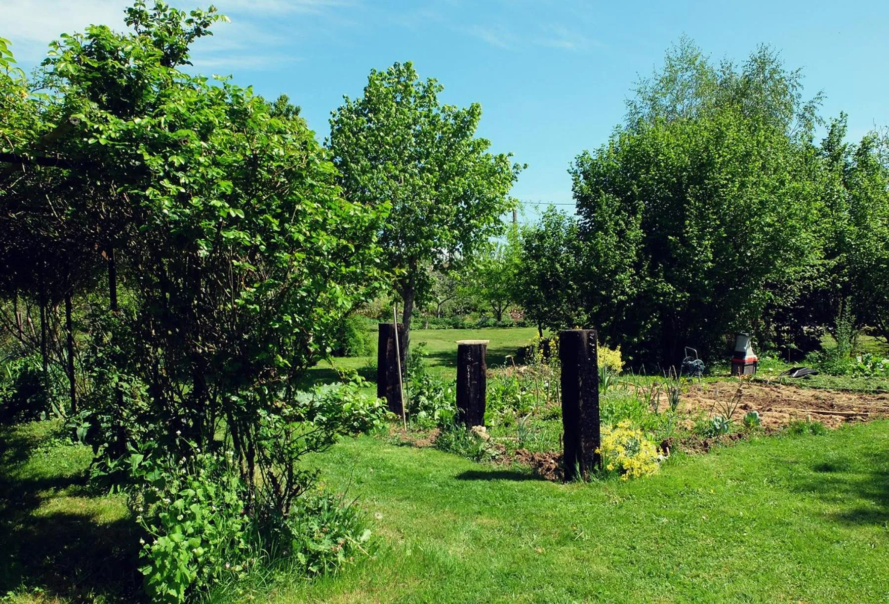 Property building in Le Thé au Jardin