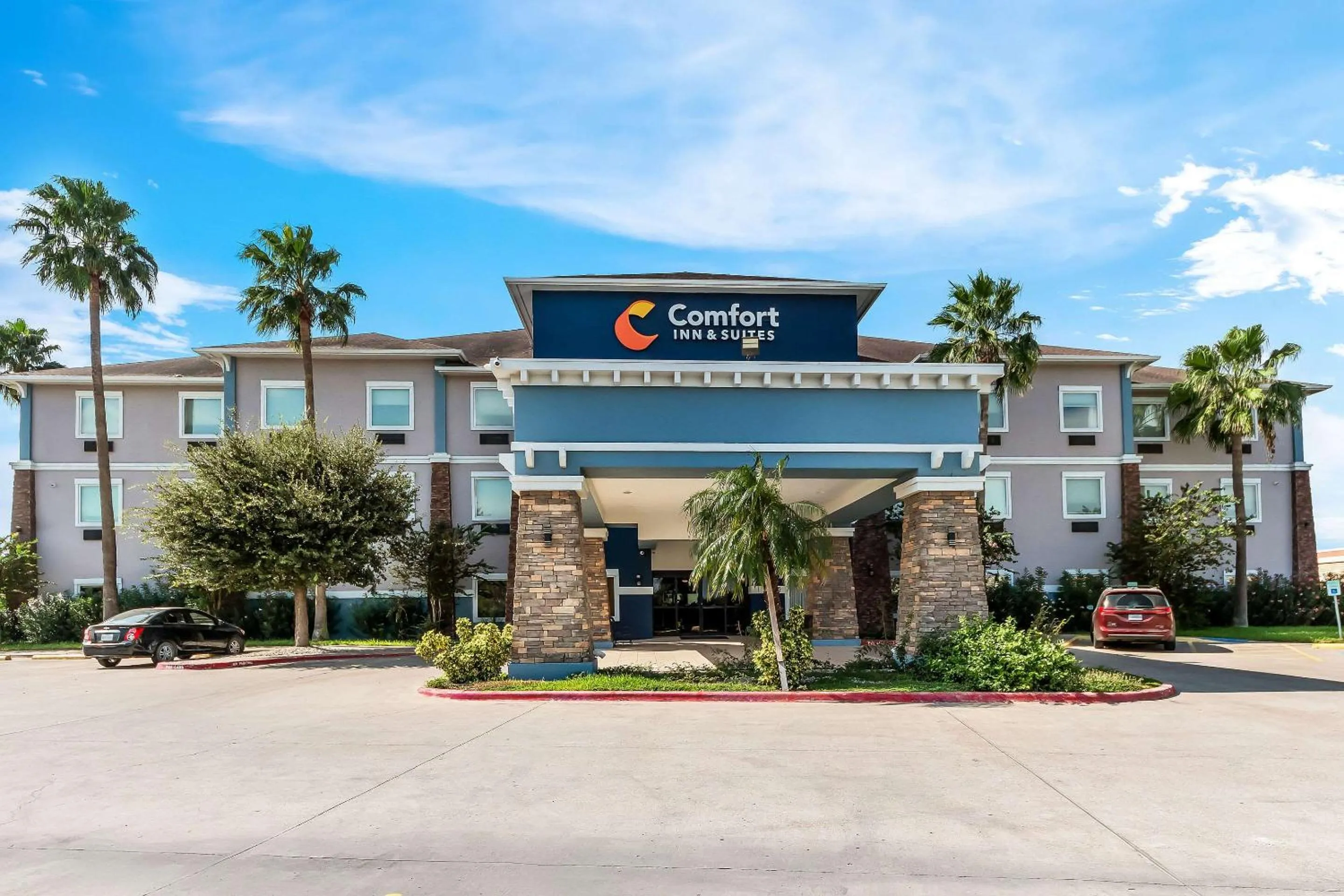 Property building in Comfort Inn & Suites Donna near I-2
