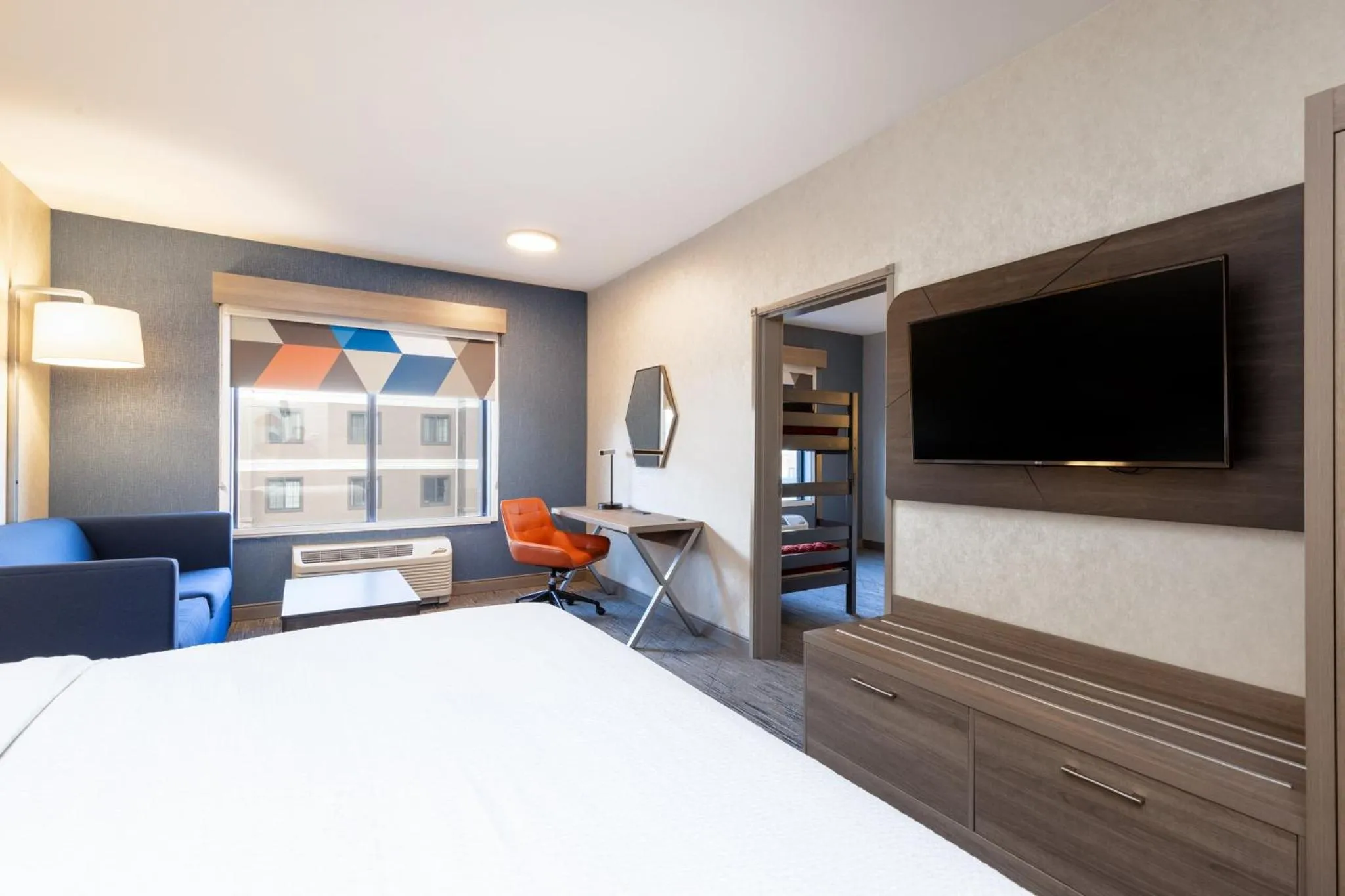 Deluxe Family Suite in Holiday Inn Express and Suites Missoula by IHG