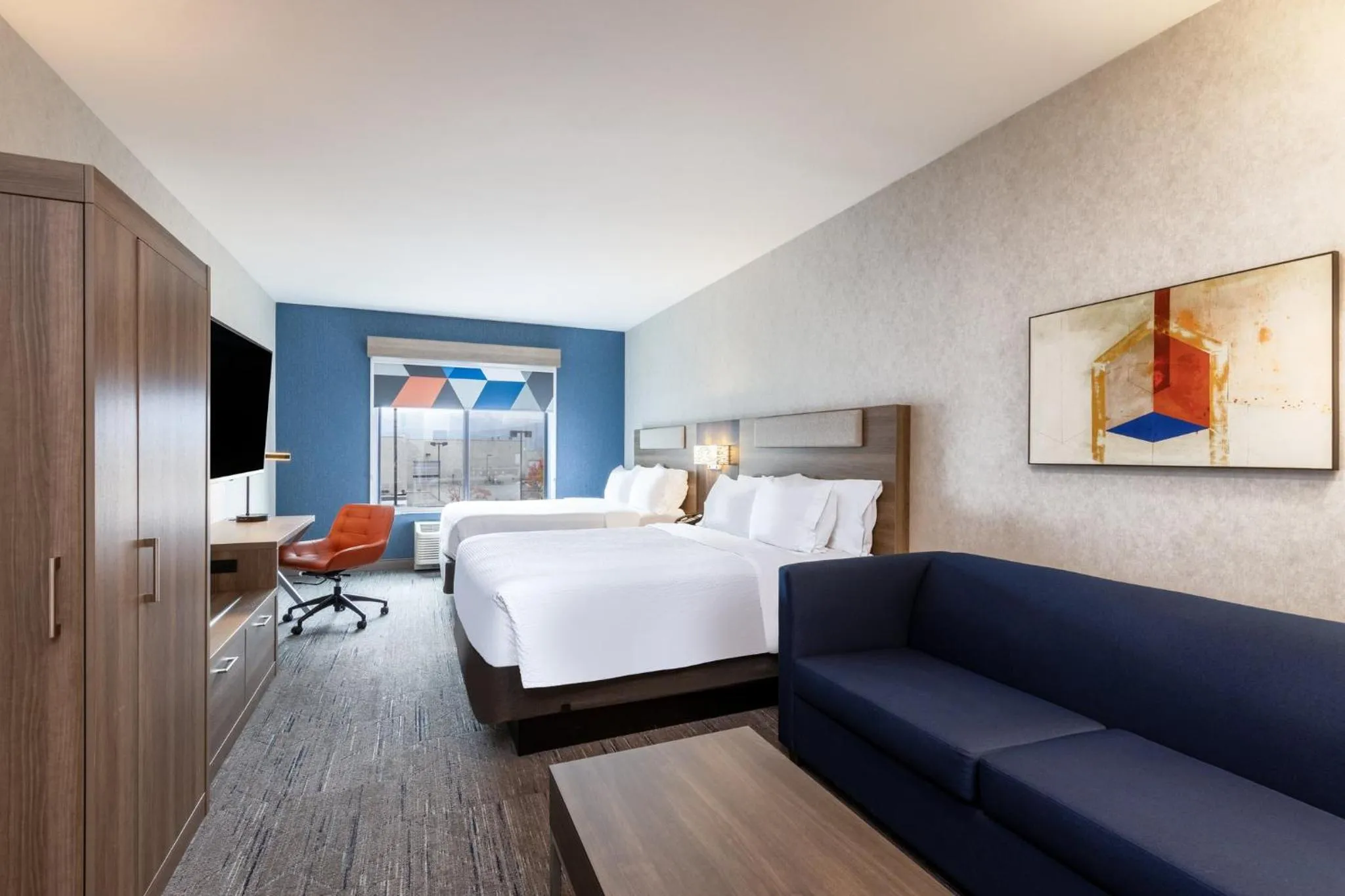Photo of the whole room, Bed in Holiday Inn Express and Suites Missoula by IHG