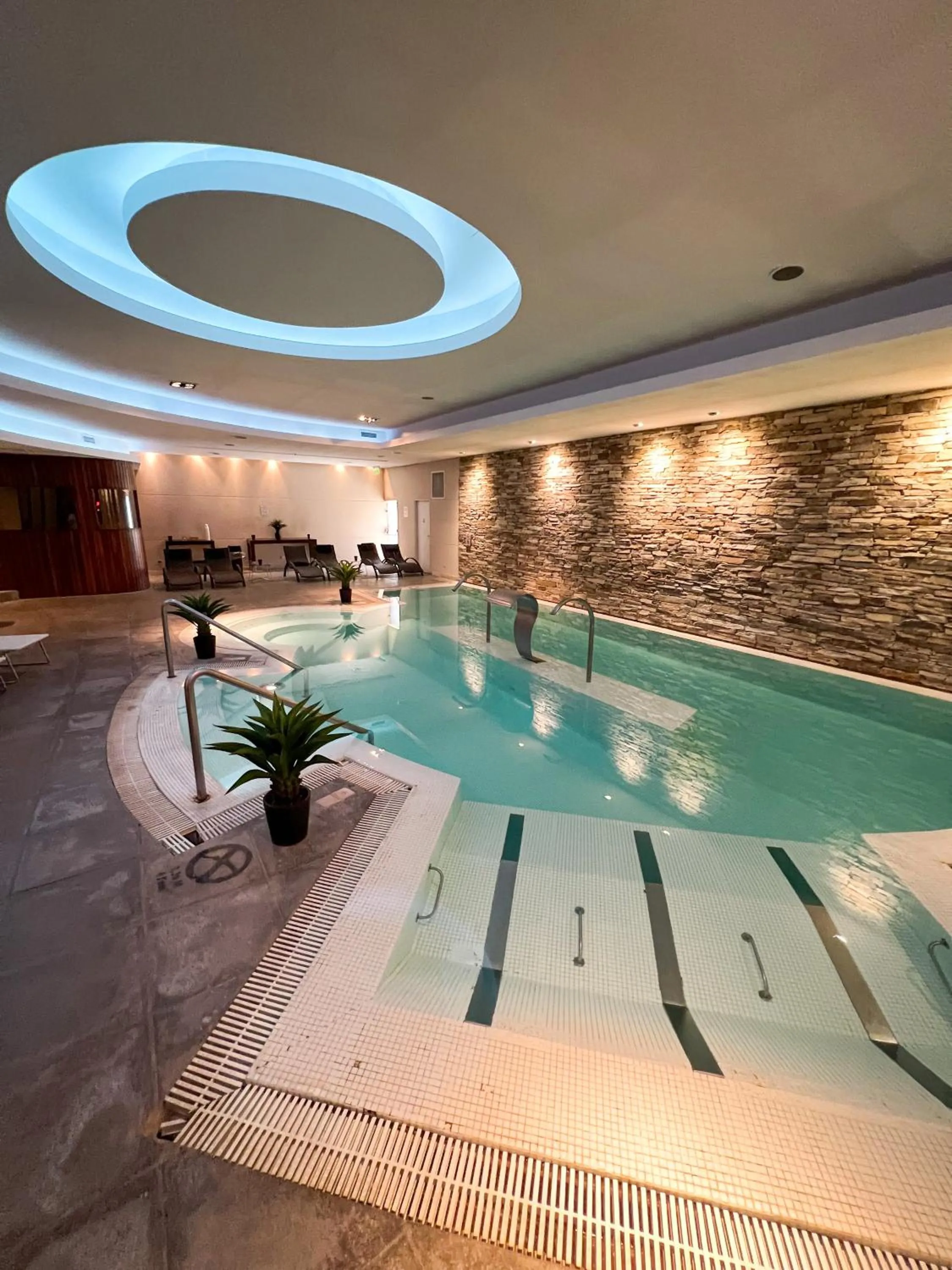 Holiday Inn Ezeiza Airport, an IHG Hotel