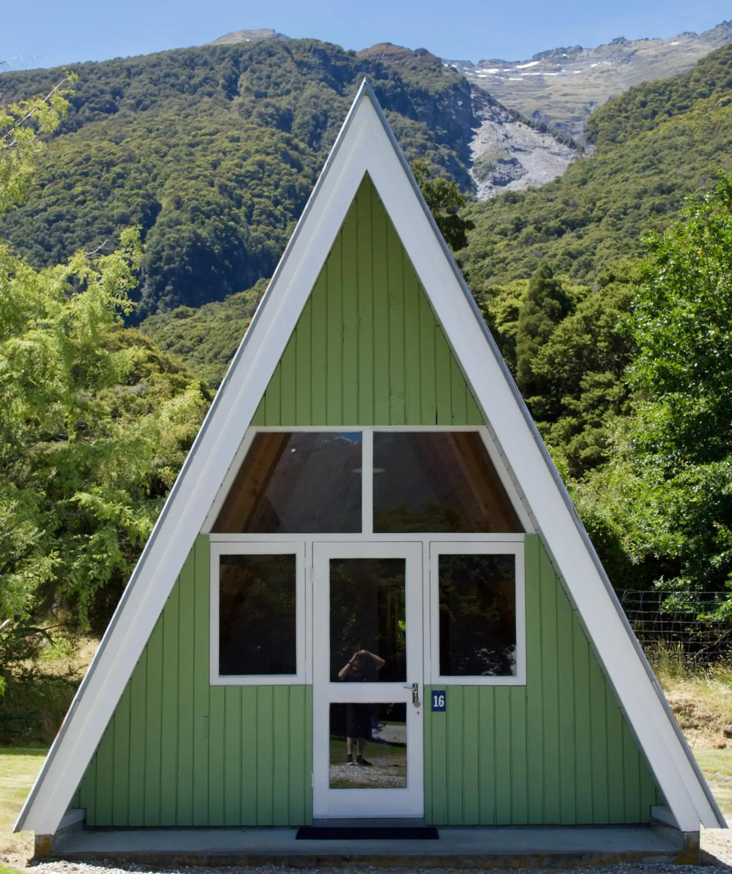 Two Room Chalet in Wonderland Makarora Lodge Two Room Chalet in Wonderland Makarora Lodge