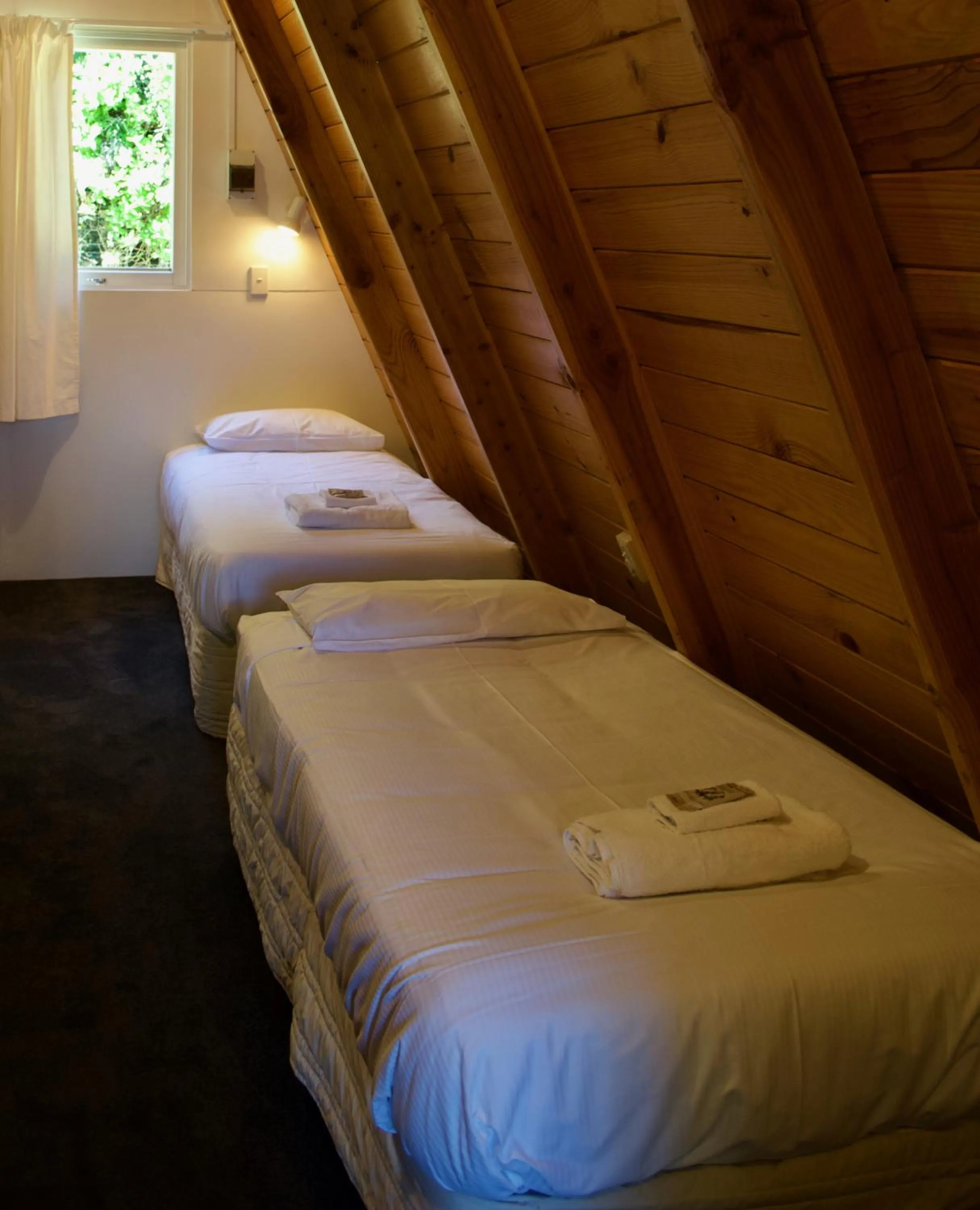 Bedroom, Bed in Wonderland Makarora Lodge