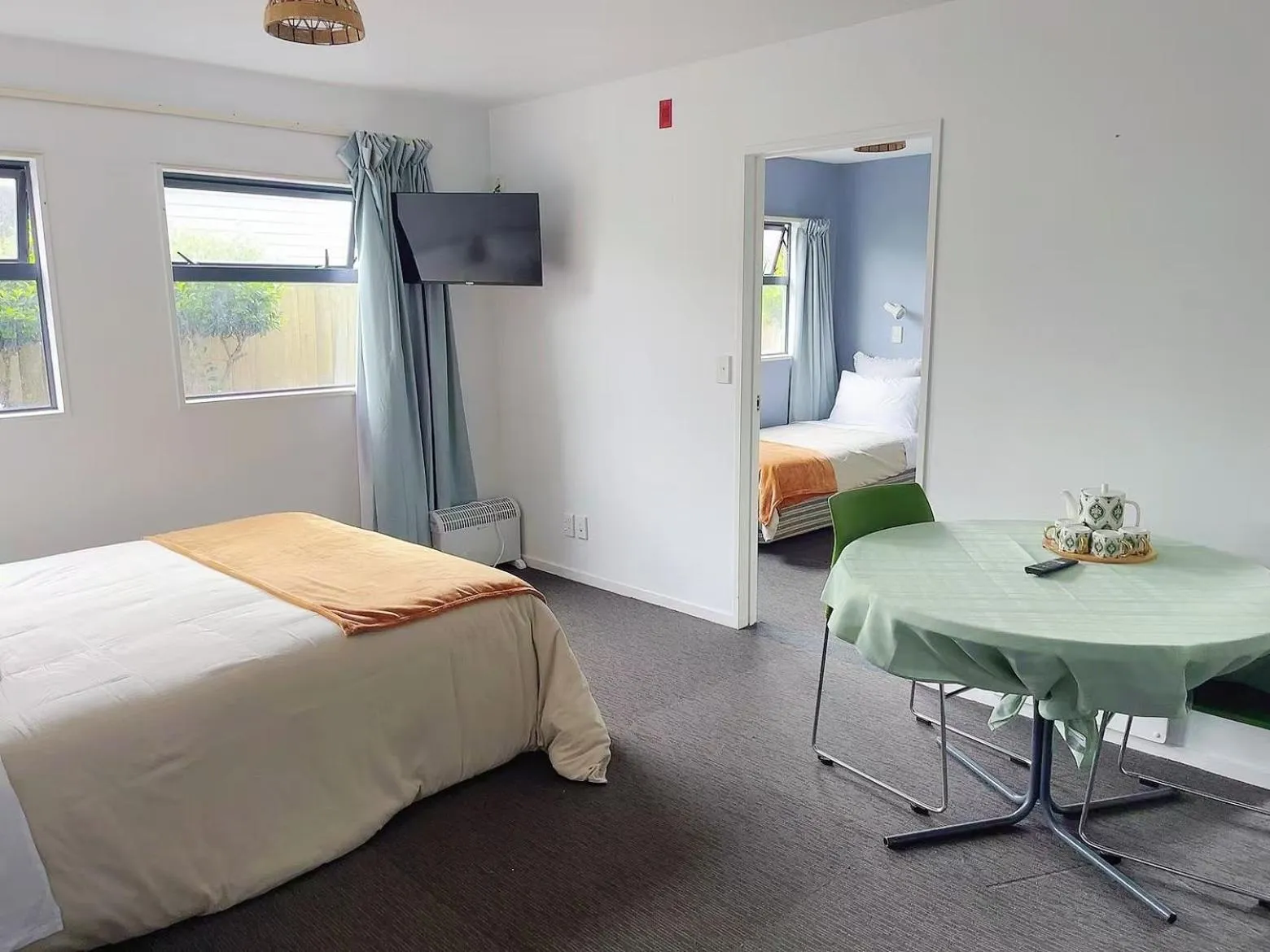 Photo of the whole room, Bed in AAA Northlands Motel