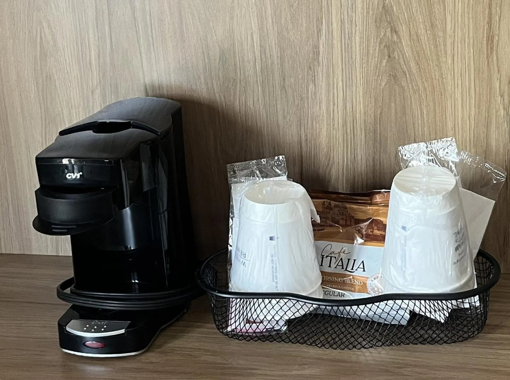 Photo of the whole room in Days Inn by Wyndham Franklin Nashville