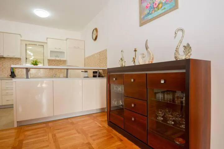 Coffee/tea facilities in Belveder Apartments