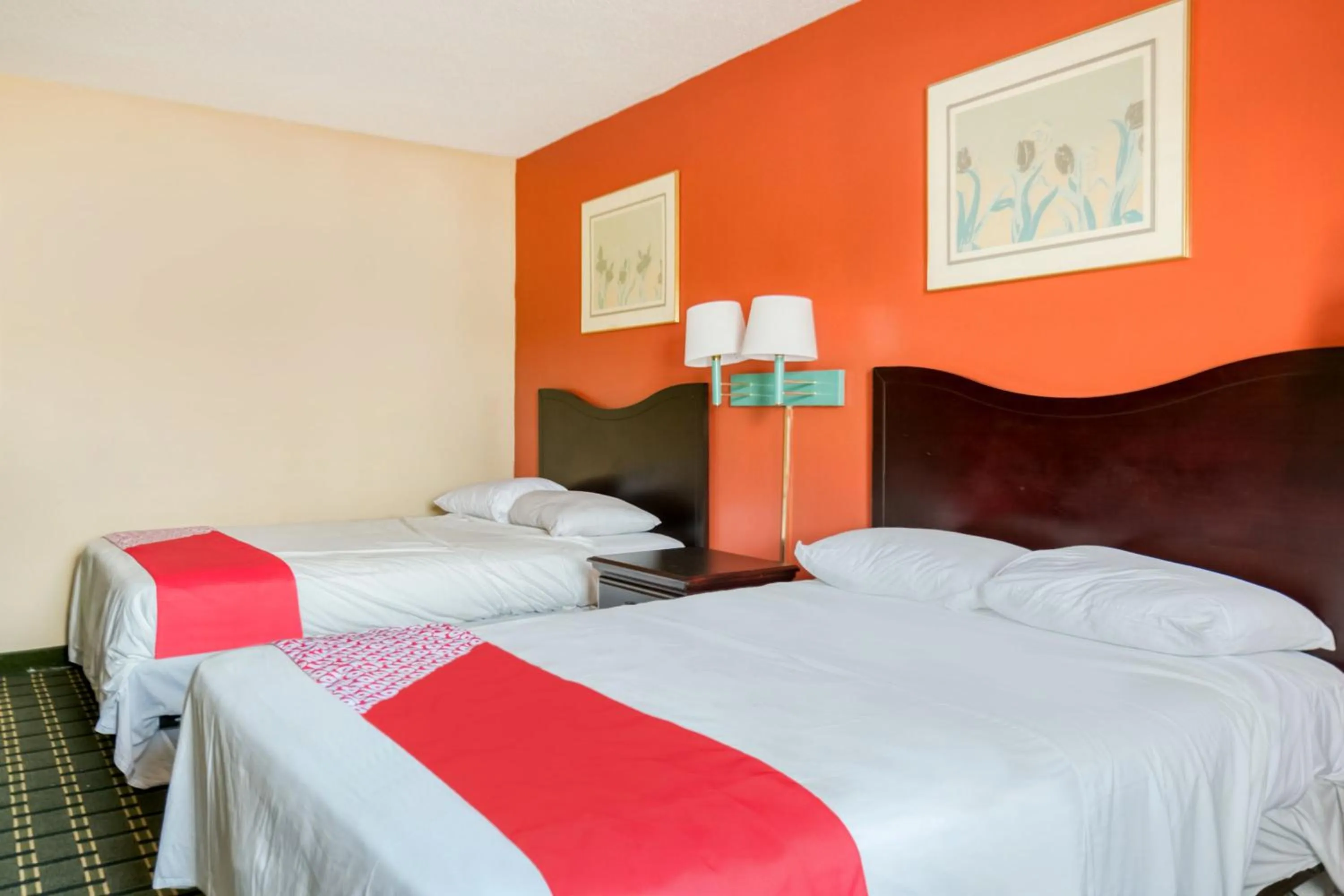 Bedroom in Raceway Inn Darlington By OYO