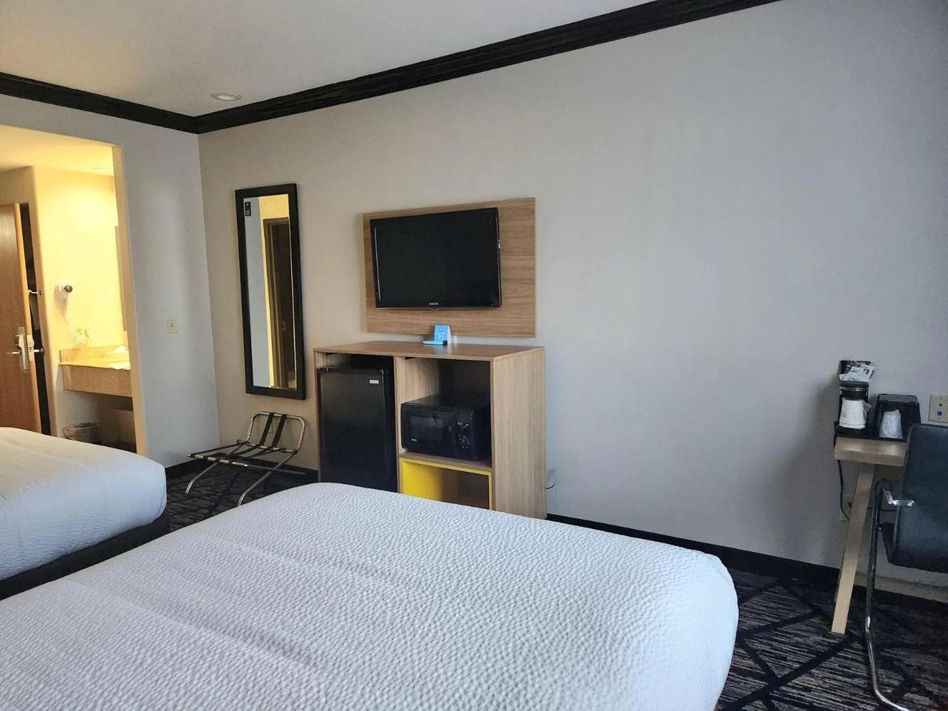 Bedroom, Bed in Days Inn by Wyndham Baton Rouge I-10