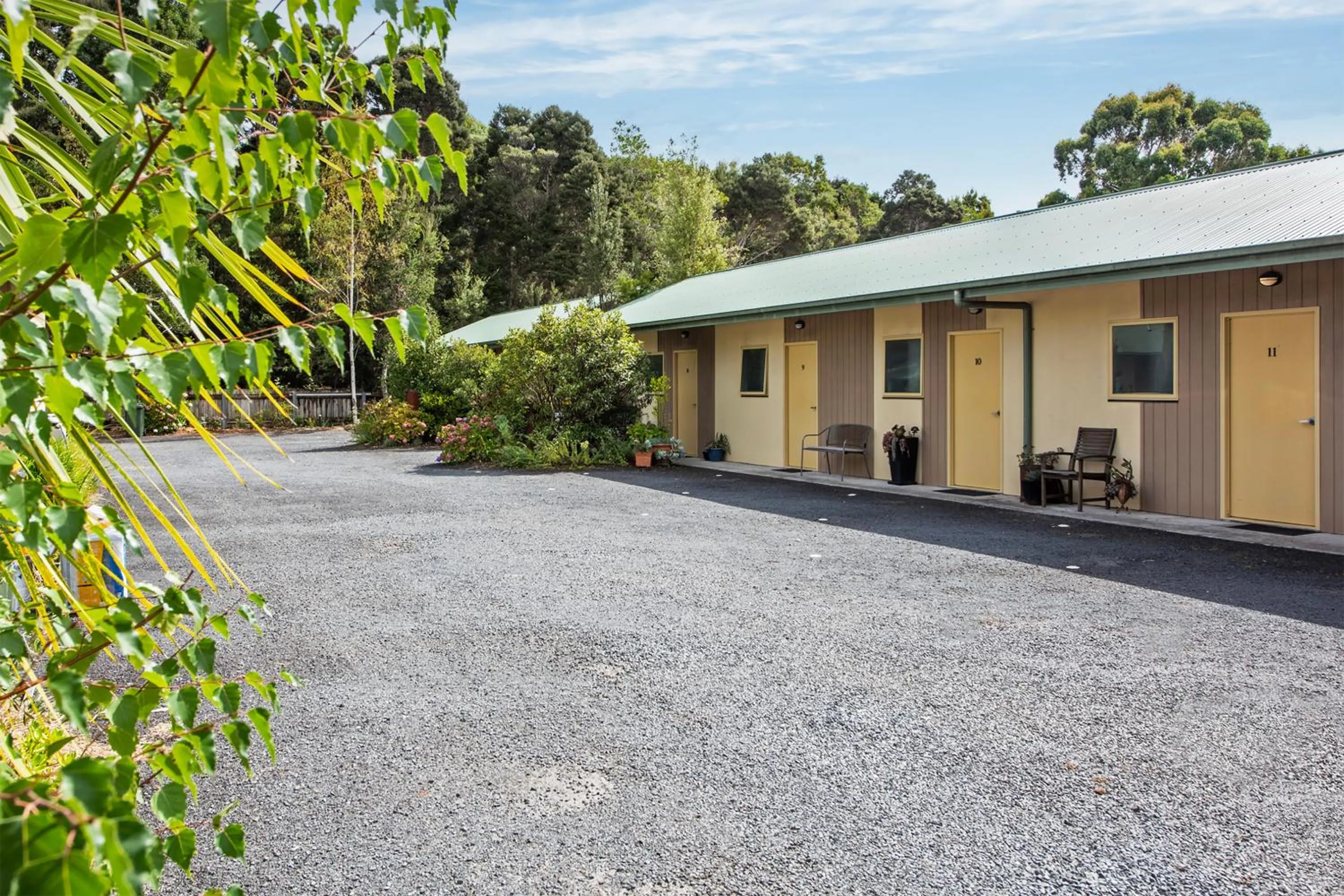 Property building in Motel Strahan