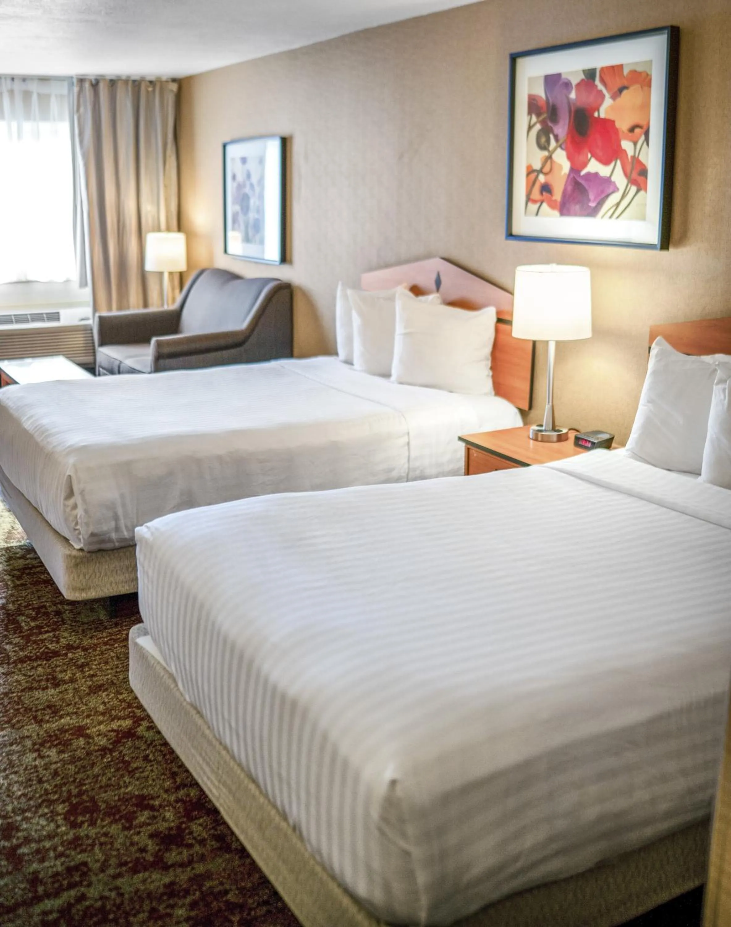 Bedroom, Bed in Crystal Inn Hotel & Suites - Midvalley