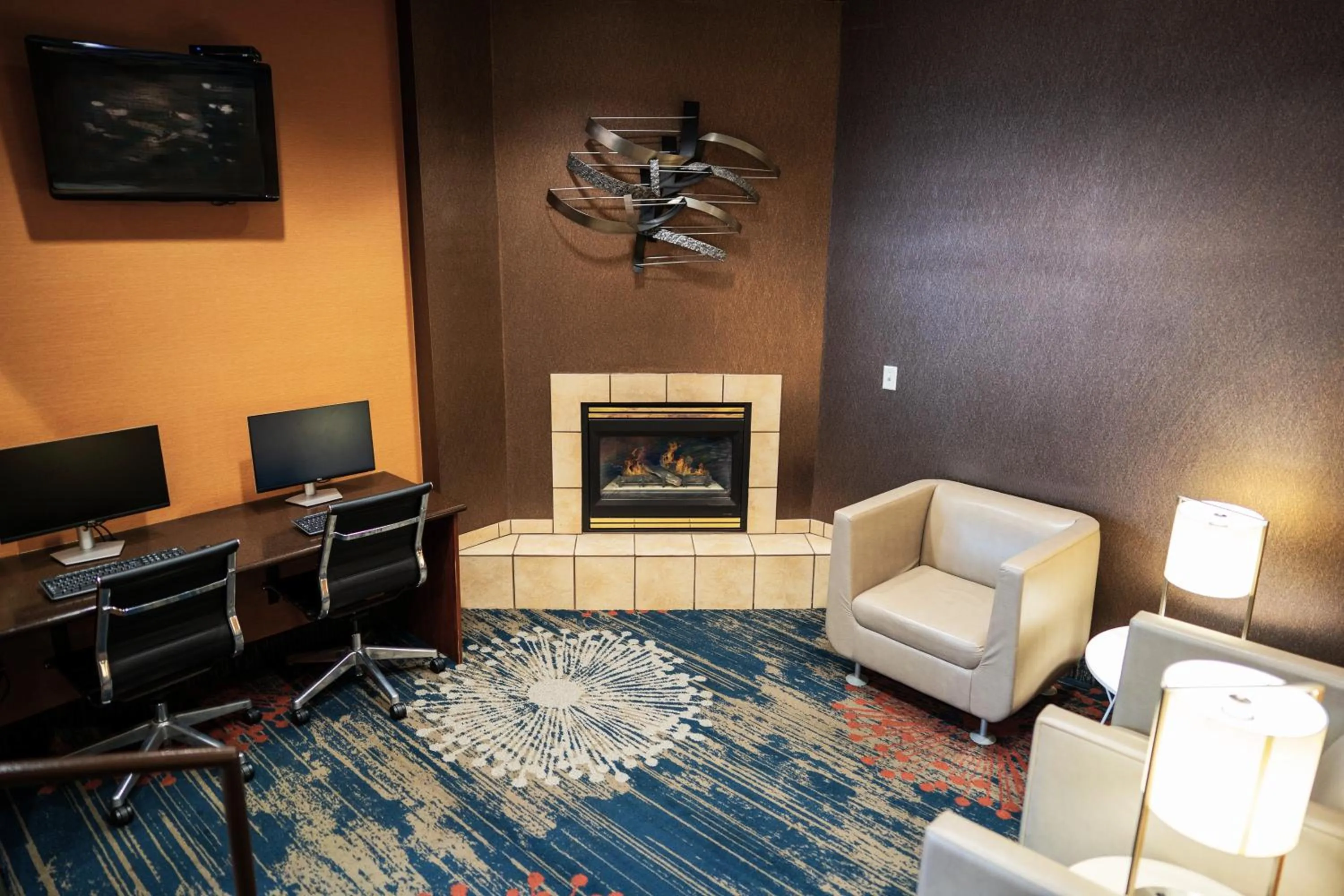 Business facilities in Crystal Inn Hotel & Suites - Midvalley