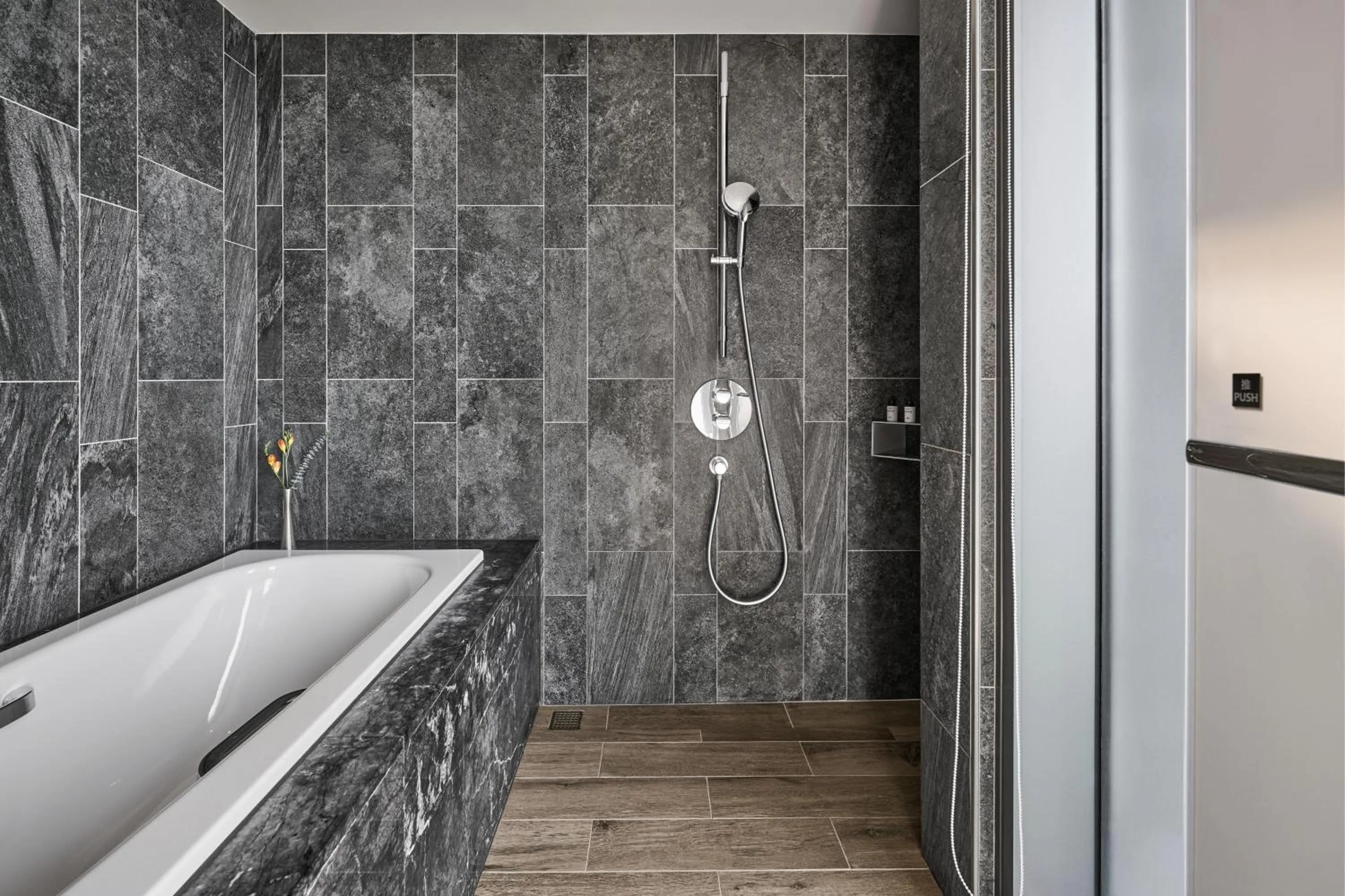 Bathroom in Suz & Catorze Taipei, a Tribute Portfolio Hotel