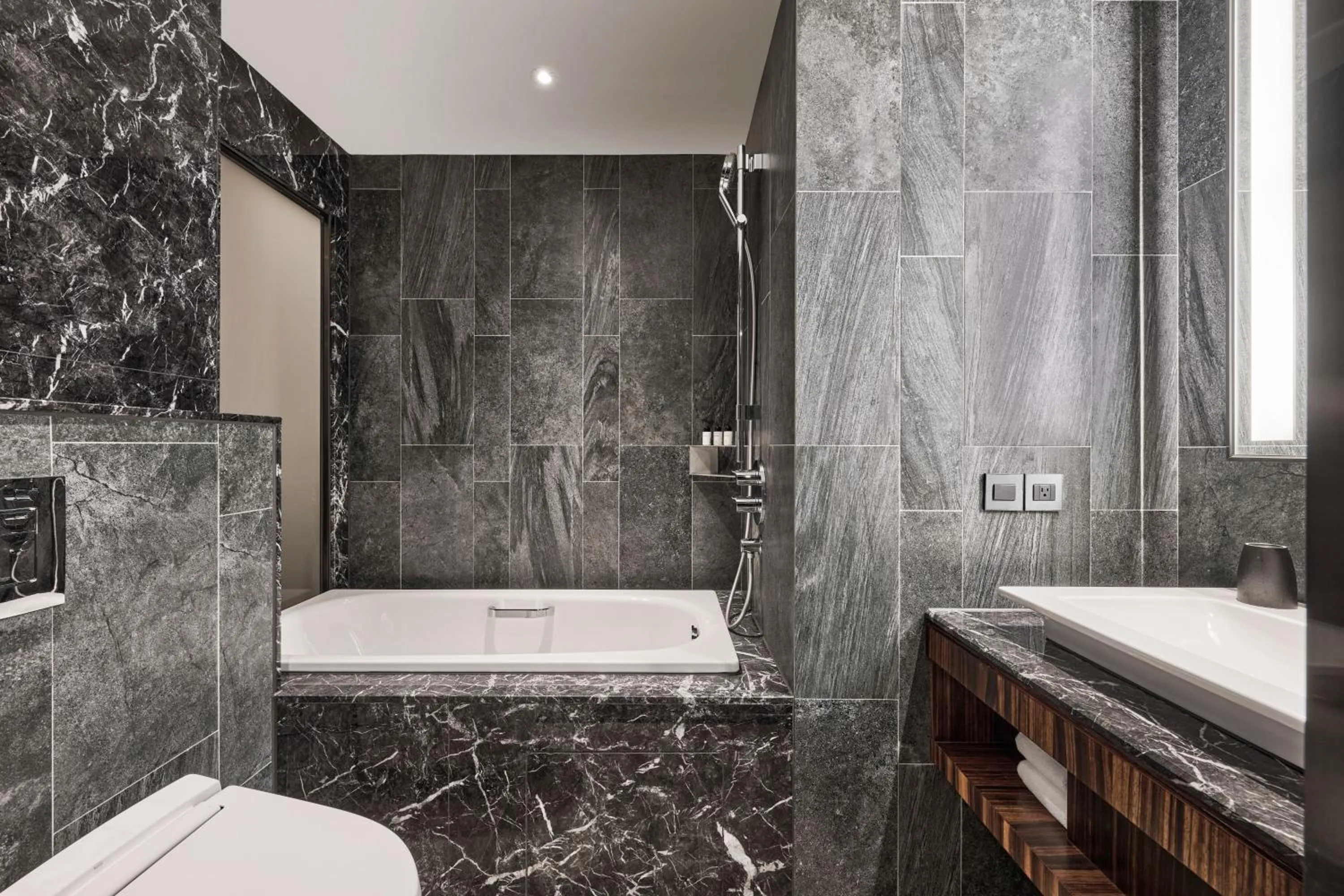 Bathroom in Suz & Catorze Taipei, a Tribute Portfolio Hotel