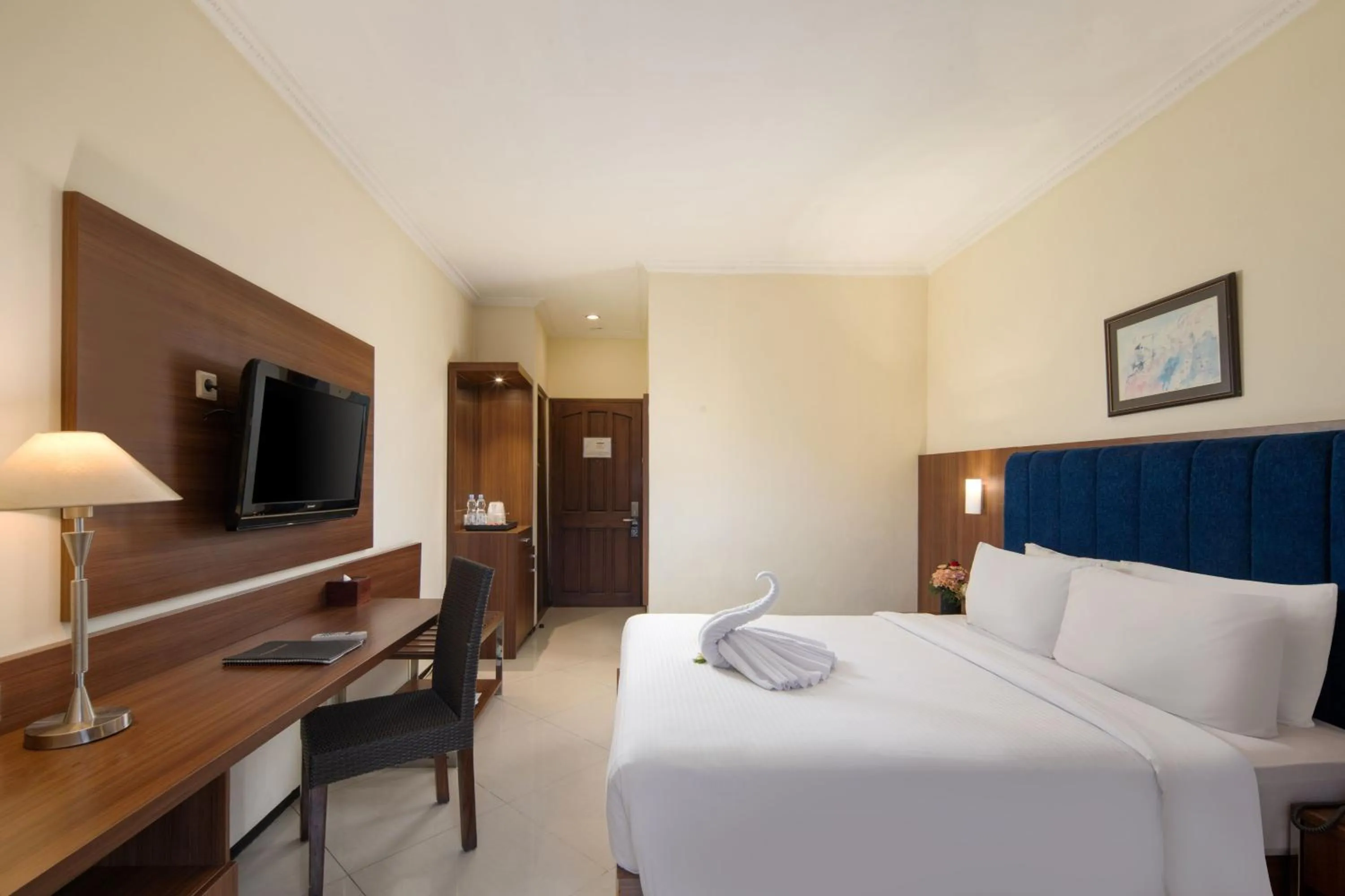 Bedroom, Bed in Royal Hotel and Villa Batu