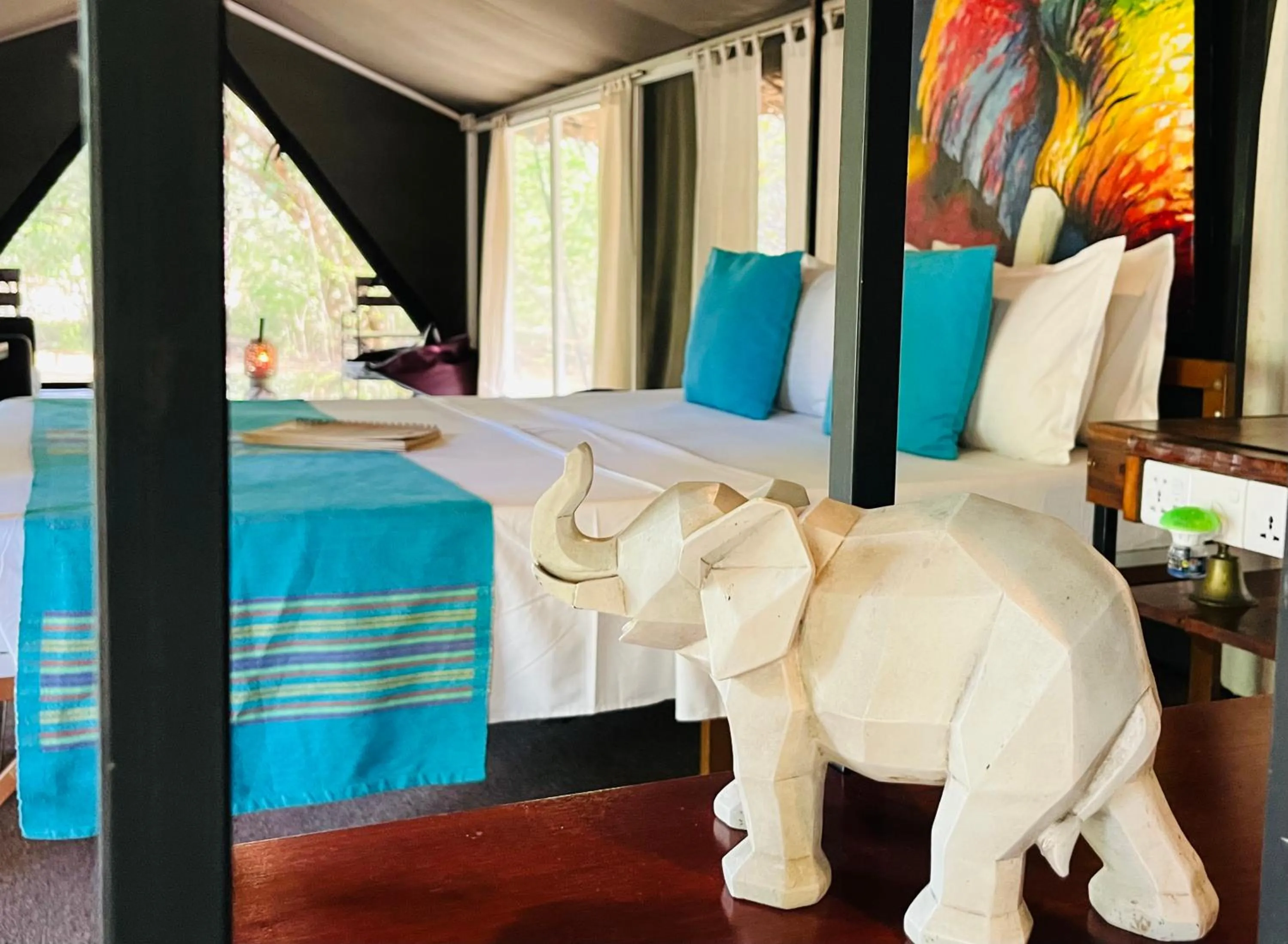 Photo of the whole room, Bed in Mahoora - Yala by Eco Team