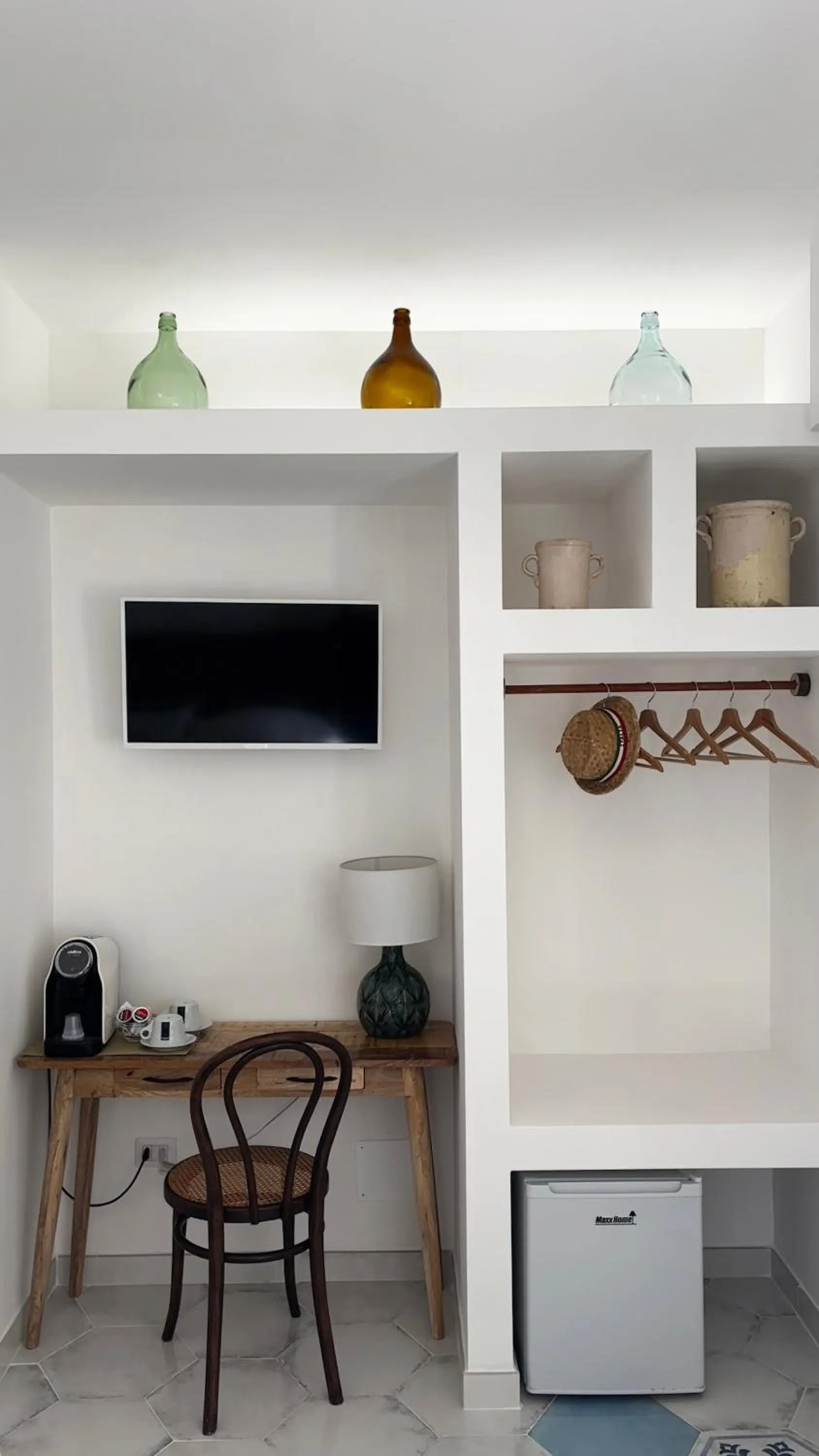 TV and multimedia in Dimora Mediterranea