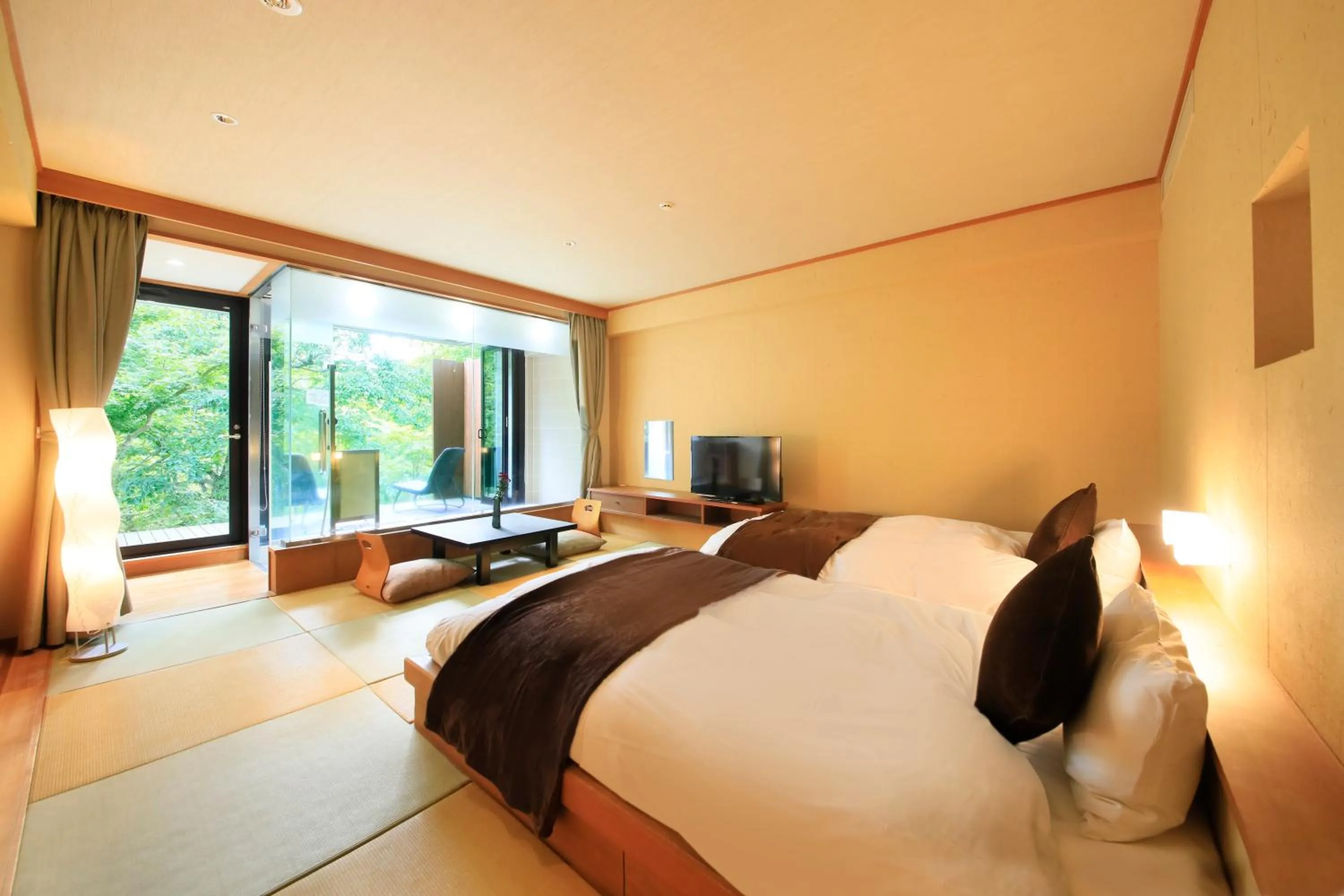 Photo of the whole room, Bed in Hotel Shikisai