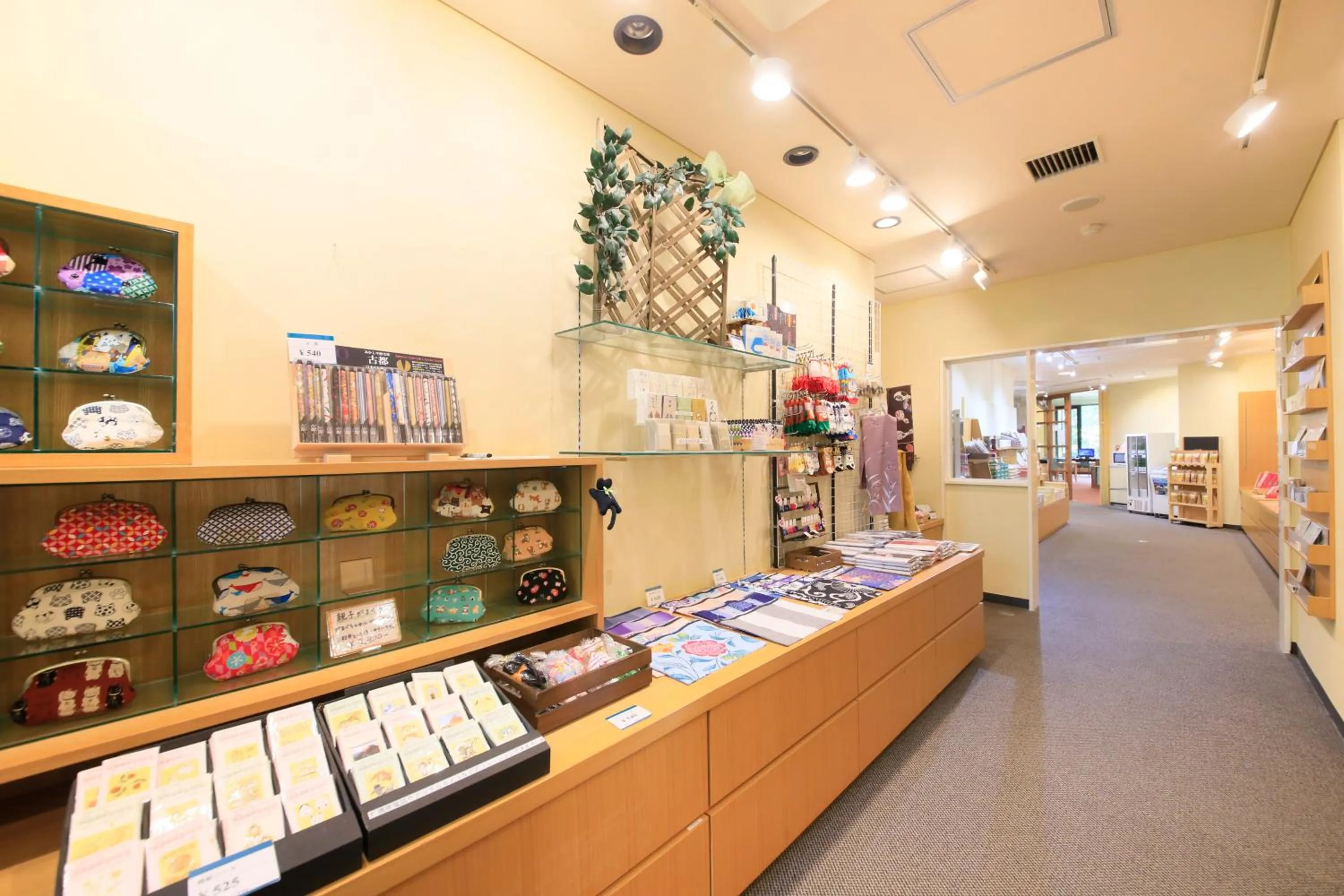 On-site shops in Hotel Shikisai