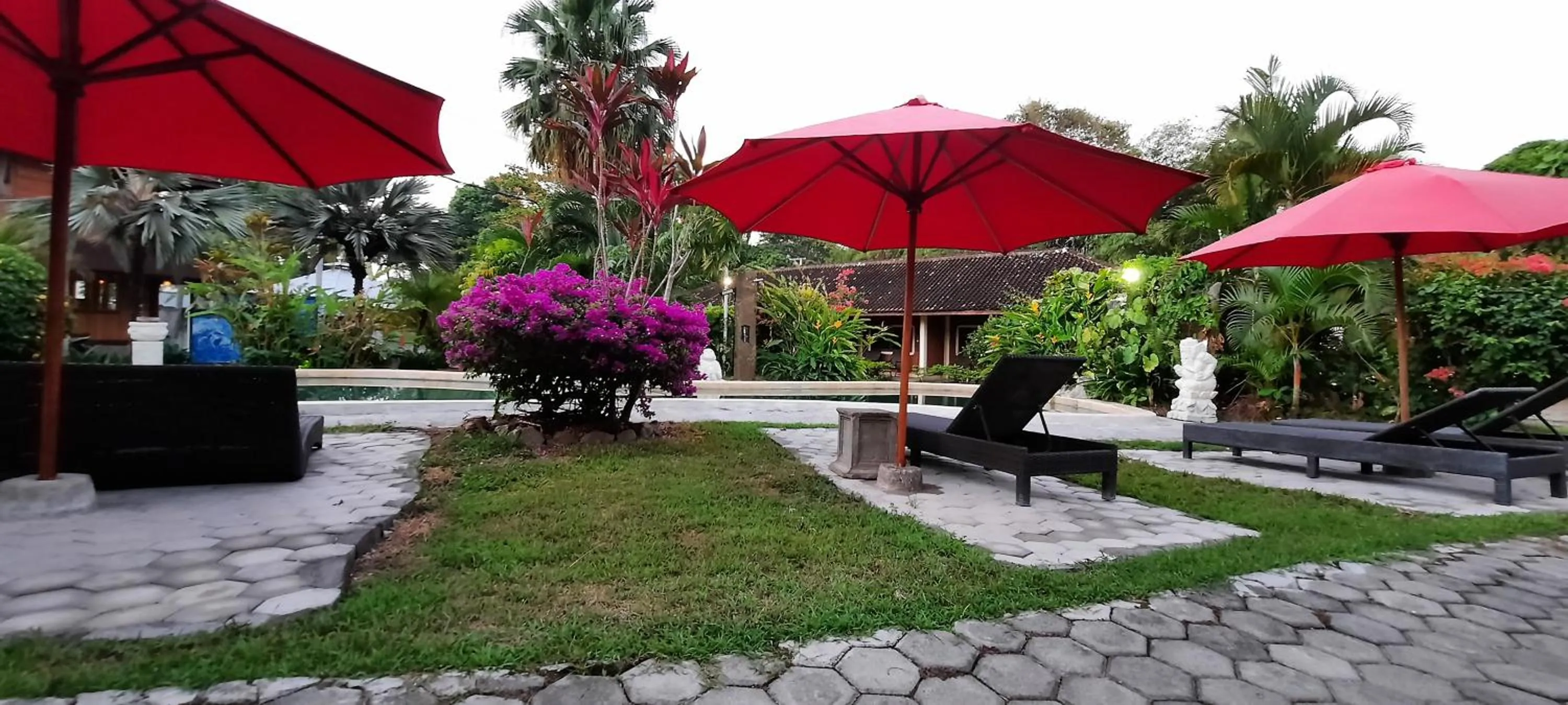 Day in HOTEL BESAR BULAN BARU - Senggigi
