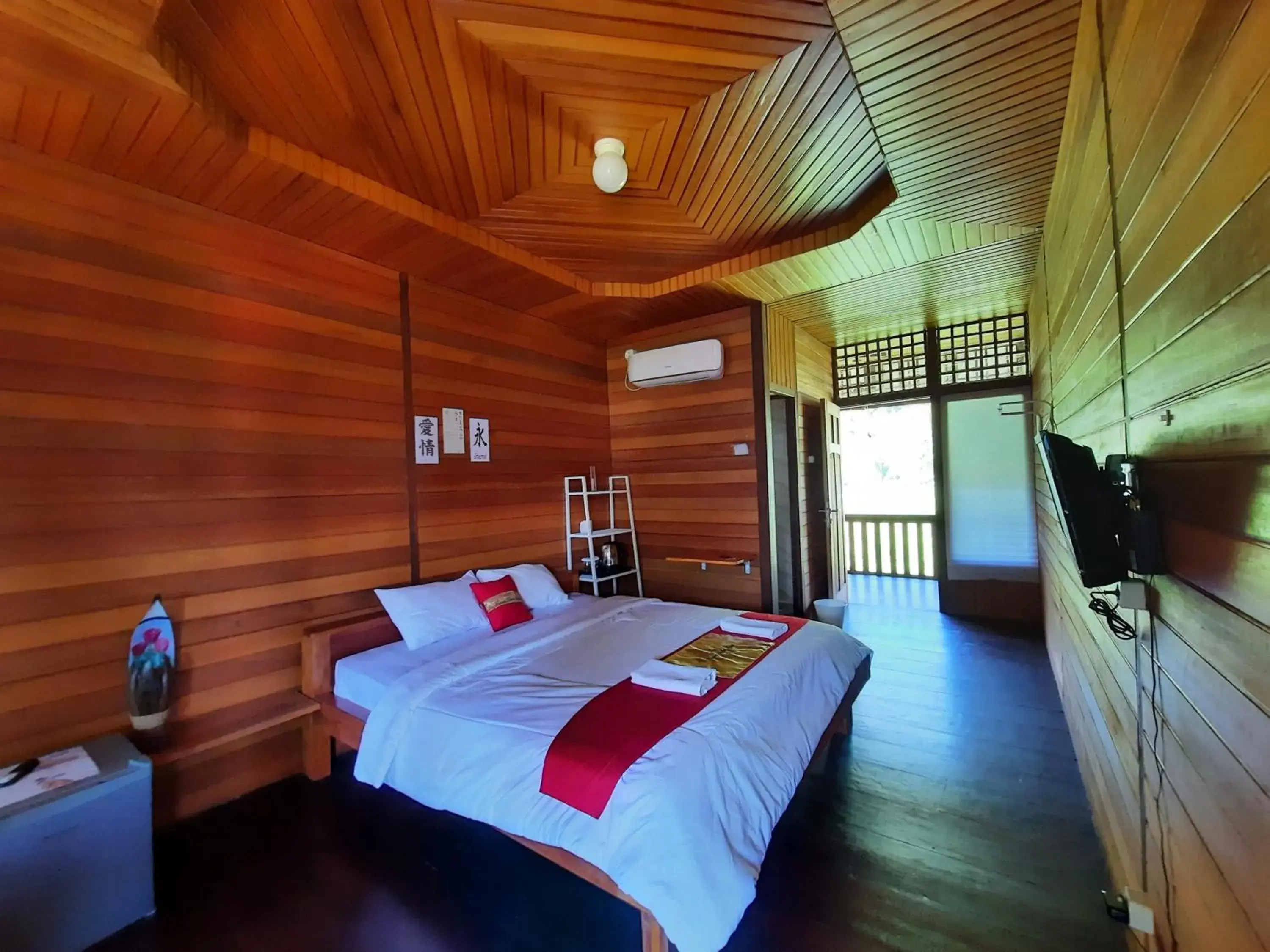 HOTEL BESAR BULAN BARU - Senggigi HOTEL BESAR BULAN BARU - Senggigi