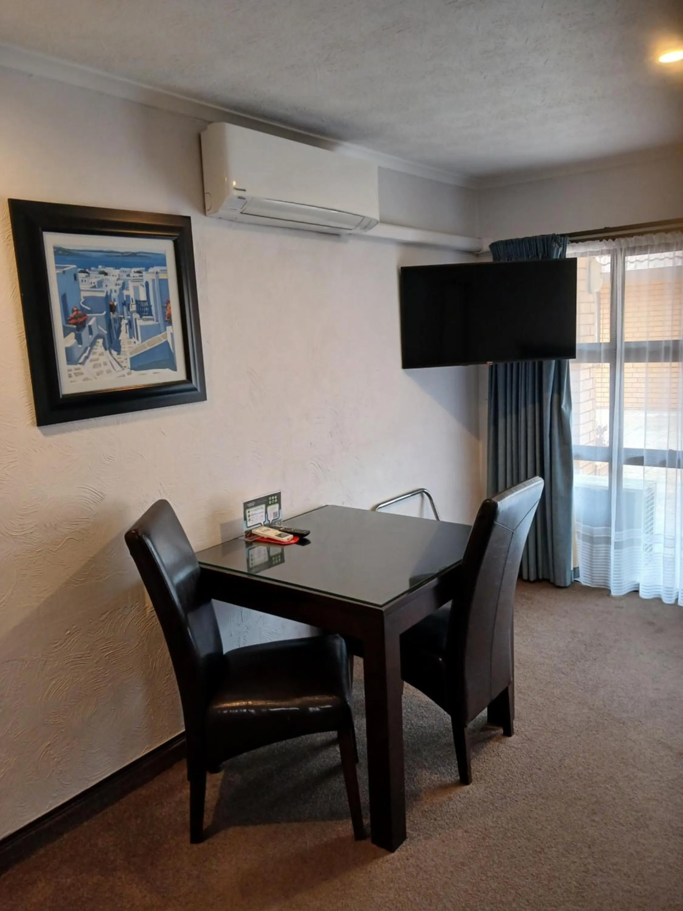 Dining area in Palm City Motor Inn