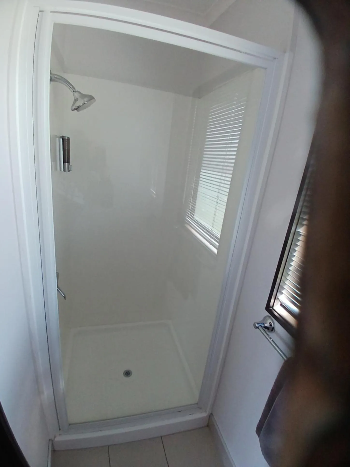 Shower in Palm City Motor Inn