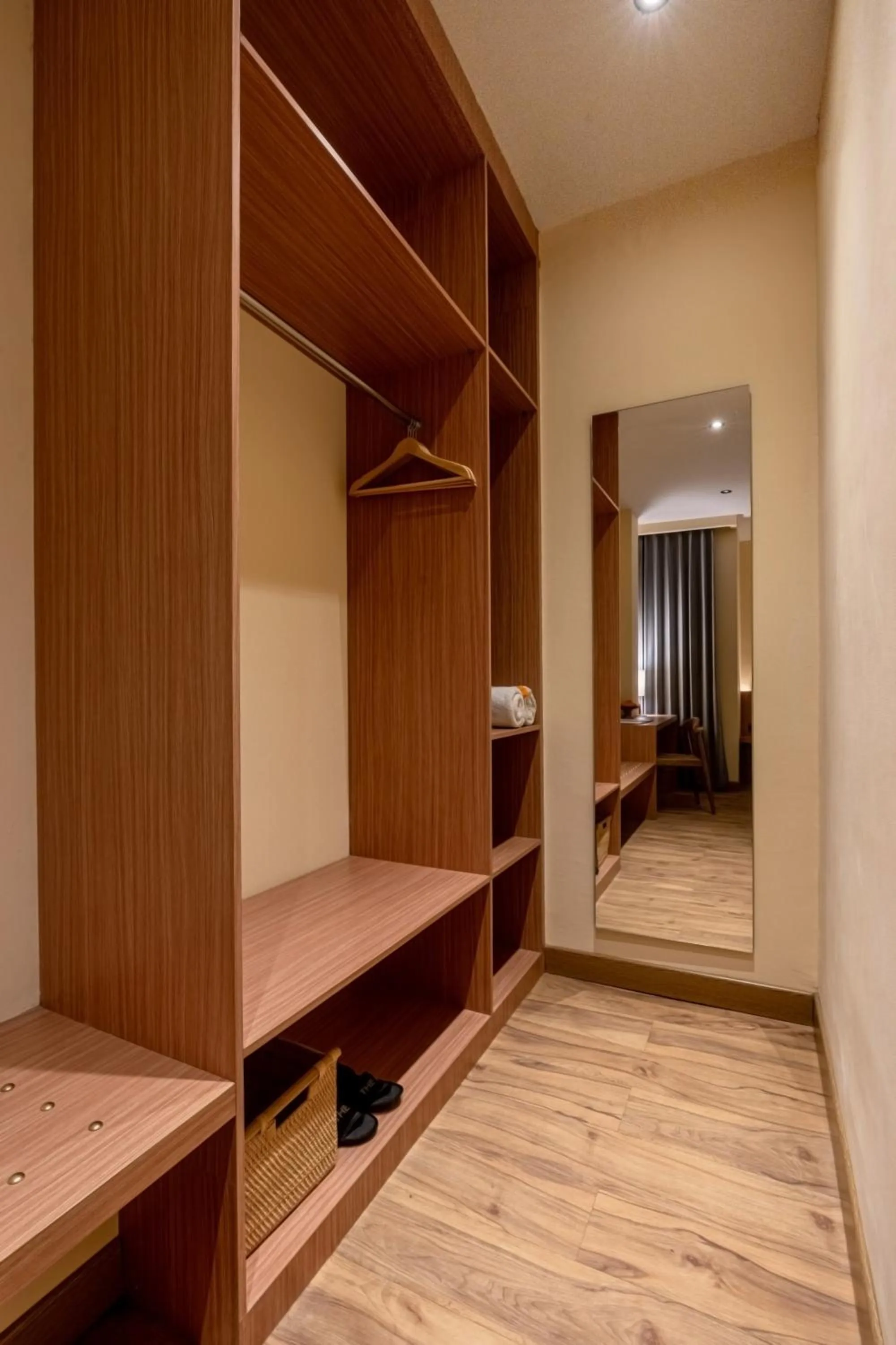 wardrobe, Bed in The Rivavi Legian