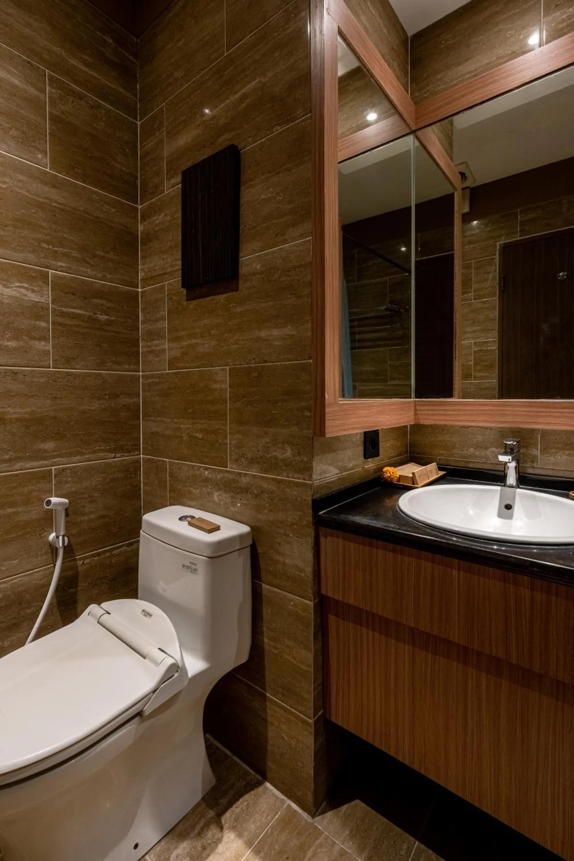 Toilet in The Rivavi Legian