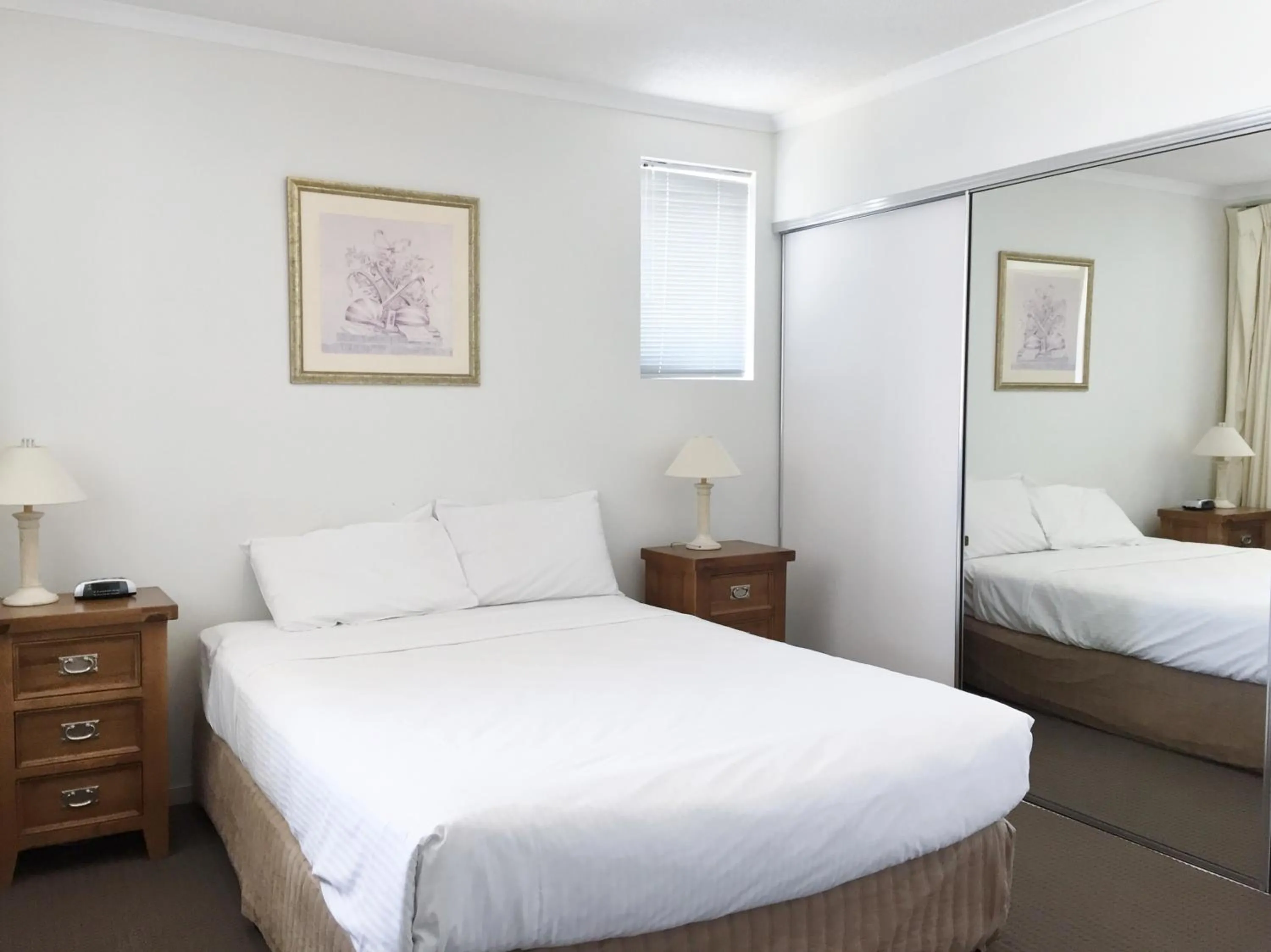 Bedroom, Bed in Frisco Apartments