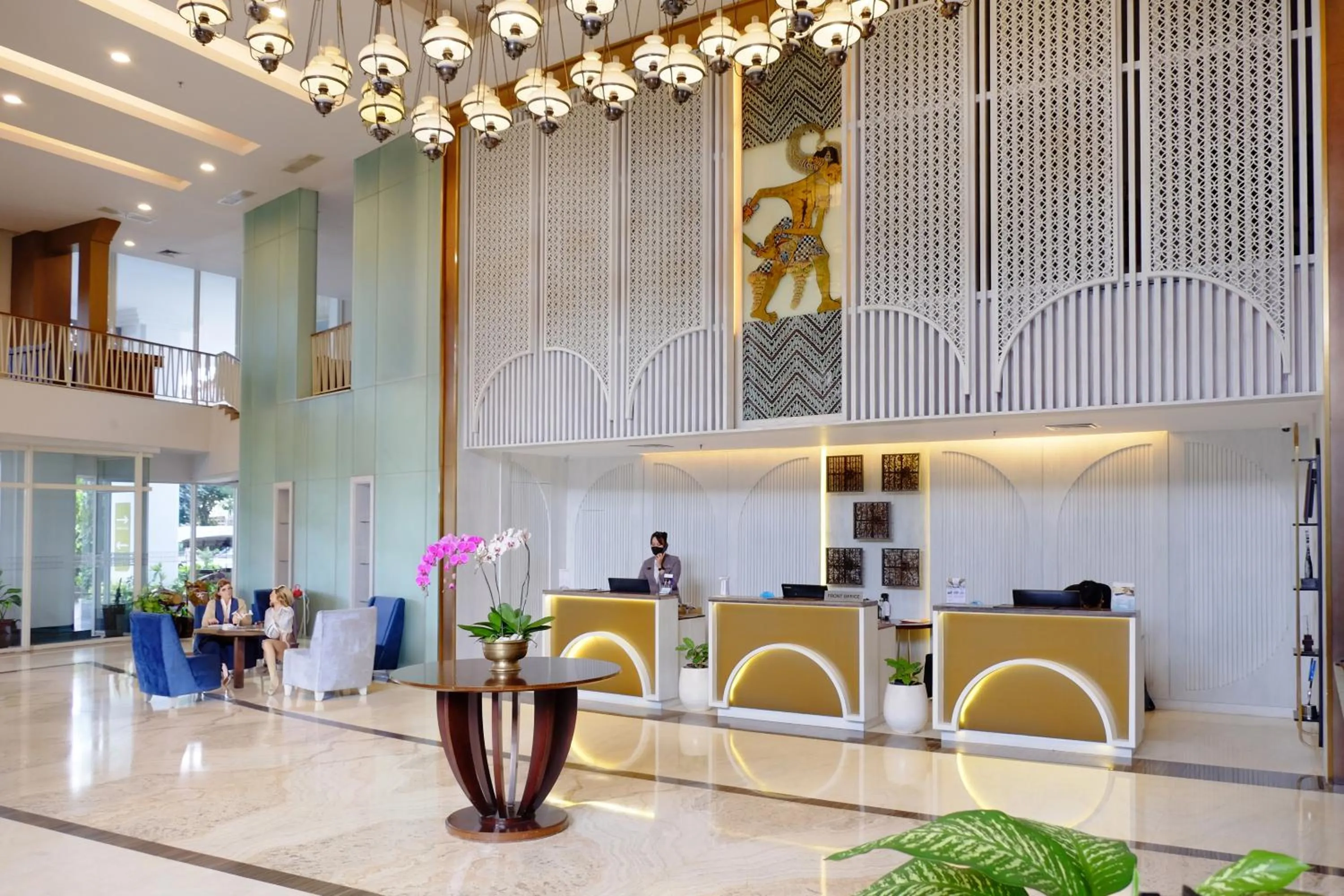 Lobby or reception in Jambuluwuk Malioboro Hotel Yogyakarta