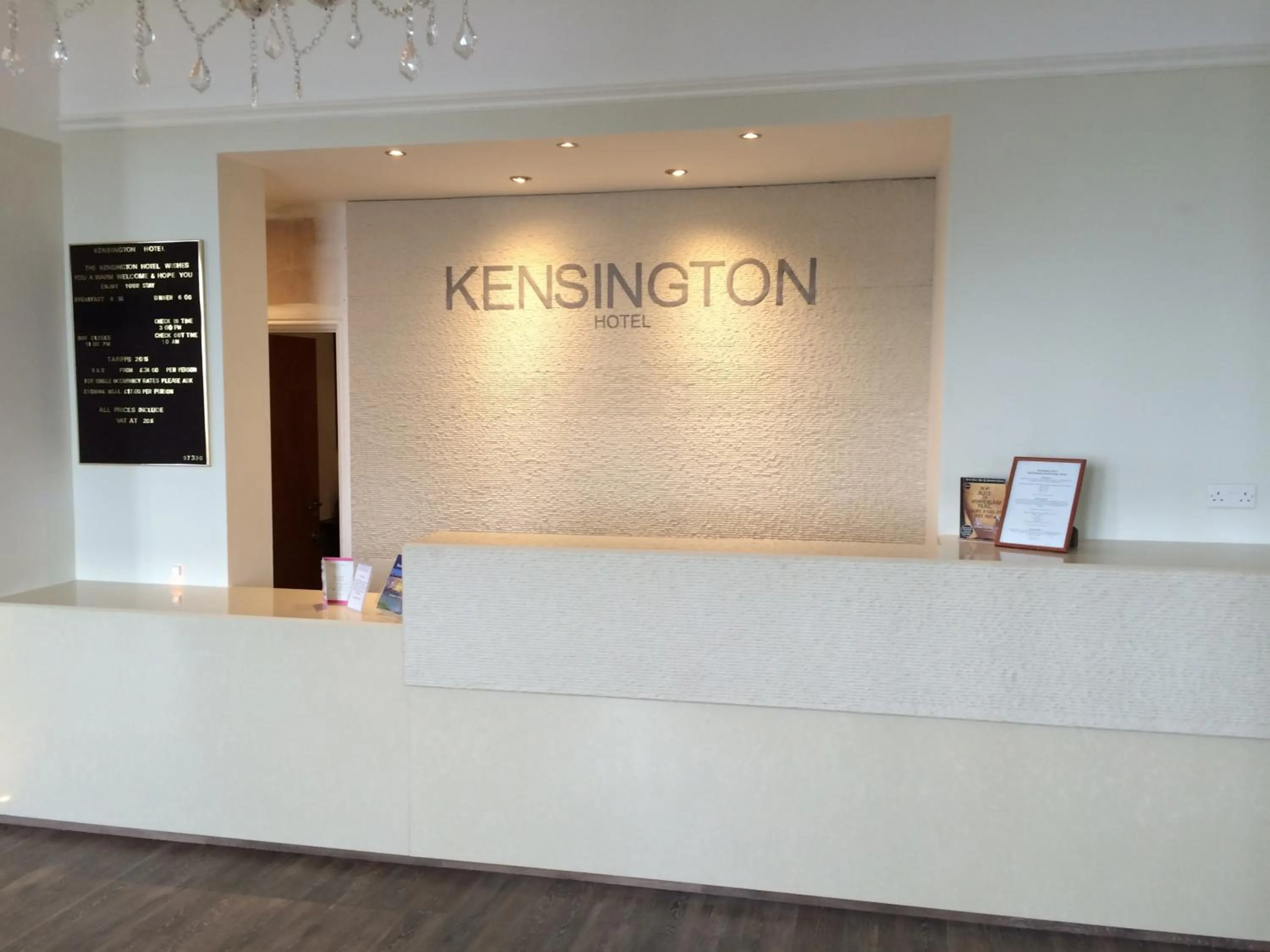 Lobby or reception in Kensington Hotel