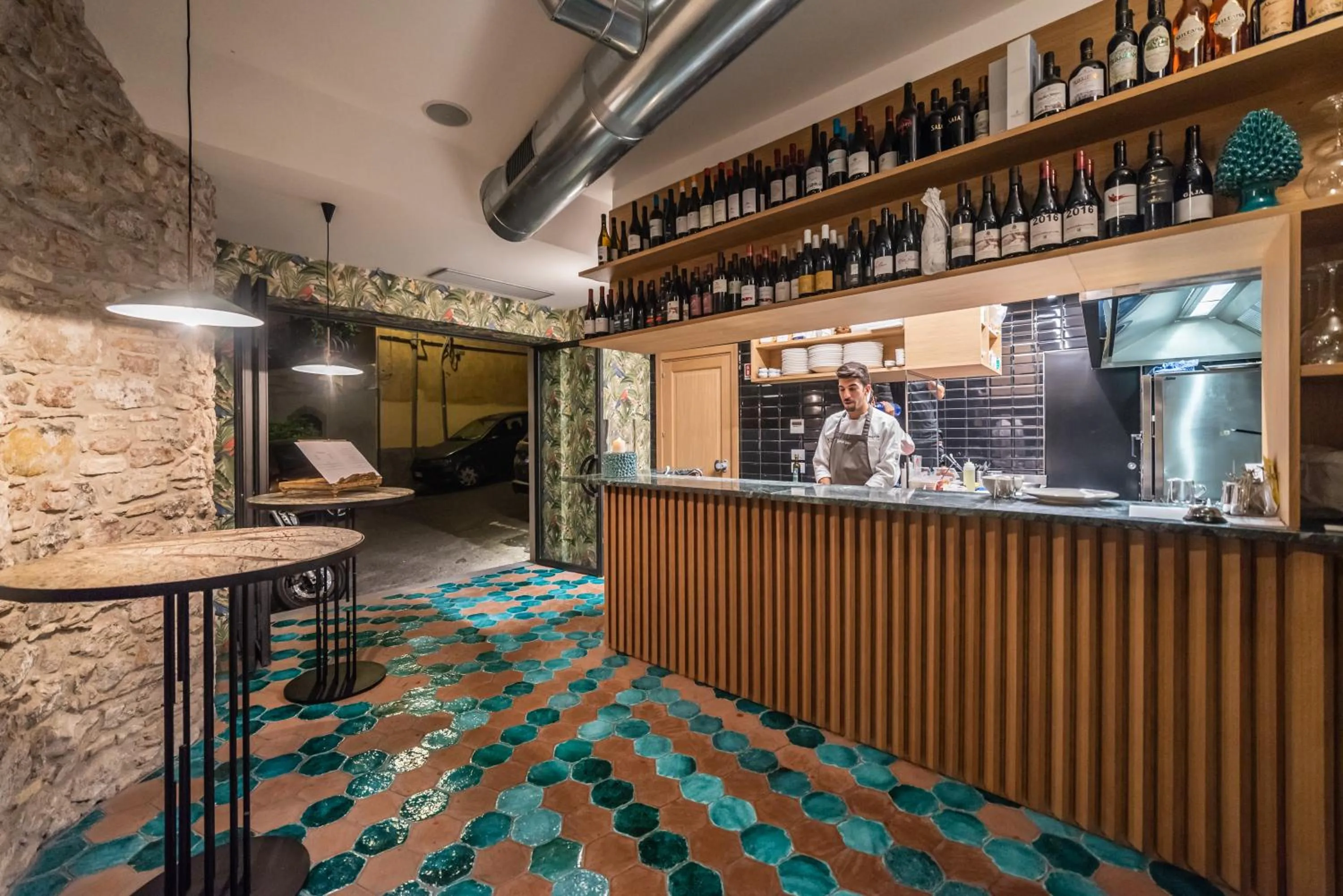 Restaurant/places to eat in Médousa Bistrot & Suites