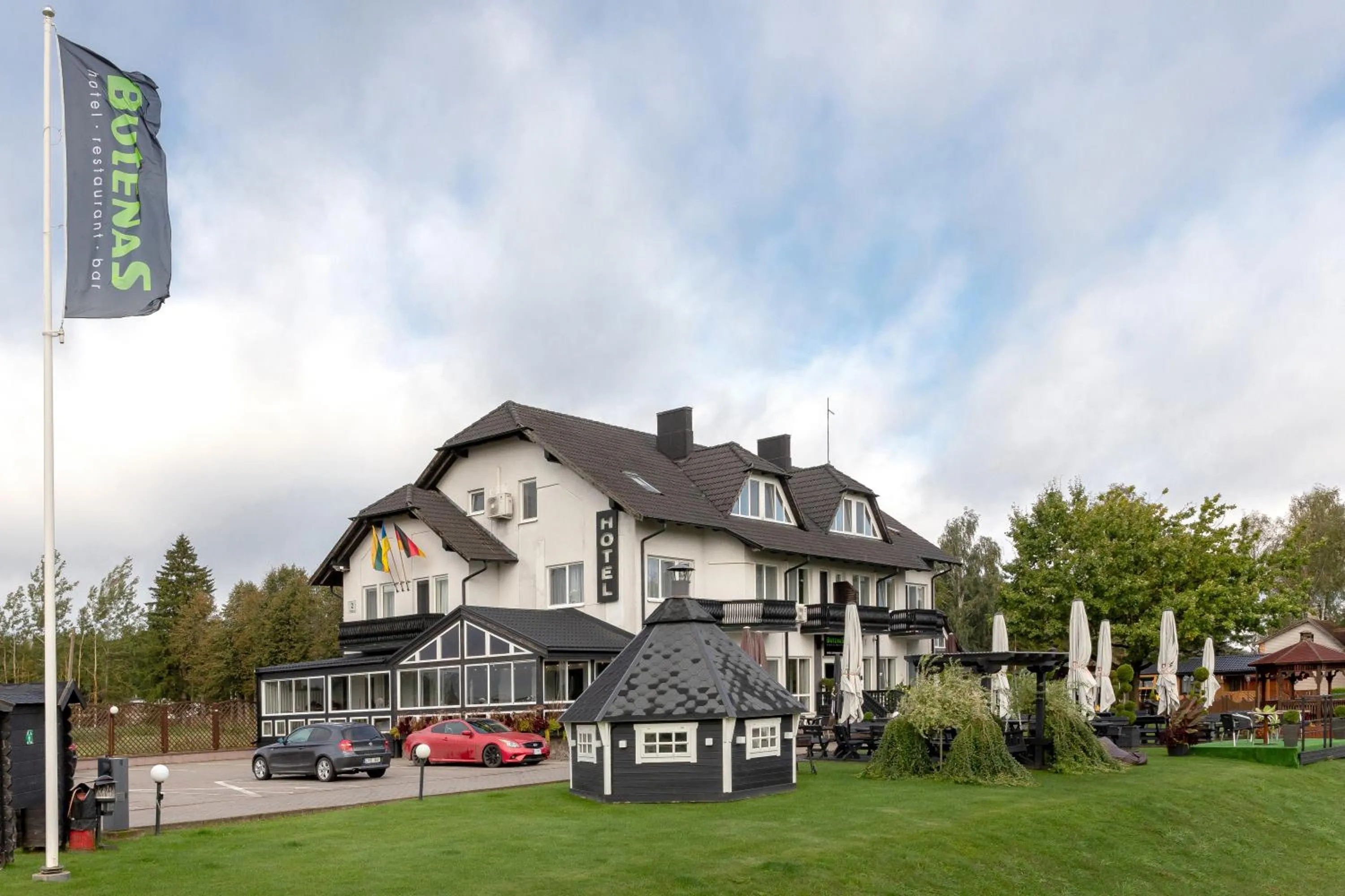 Property building in Butenas Hotel Tyla