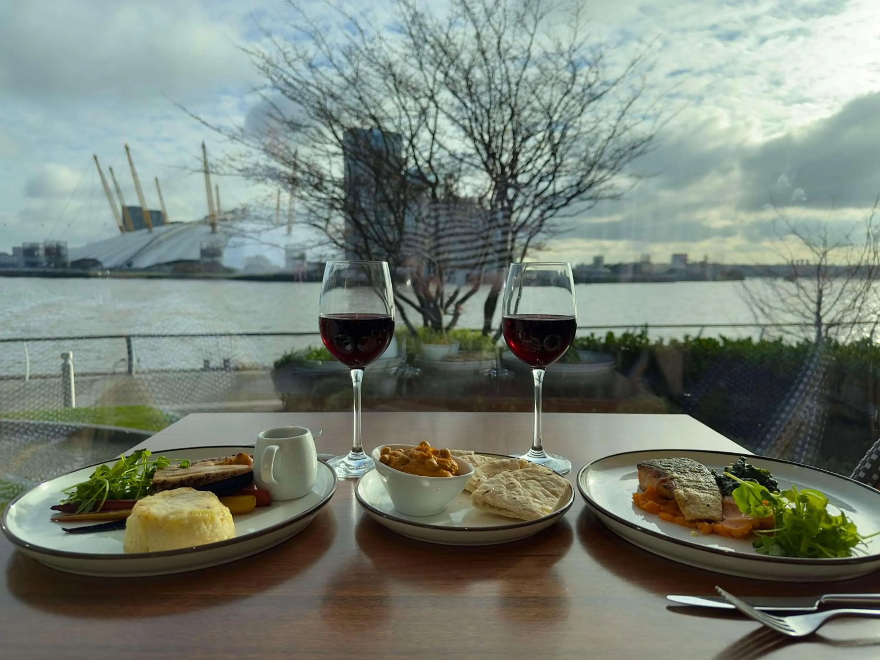 Food and drinks in Radisson Blu Hotel, London Canary Wharf East