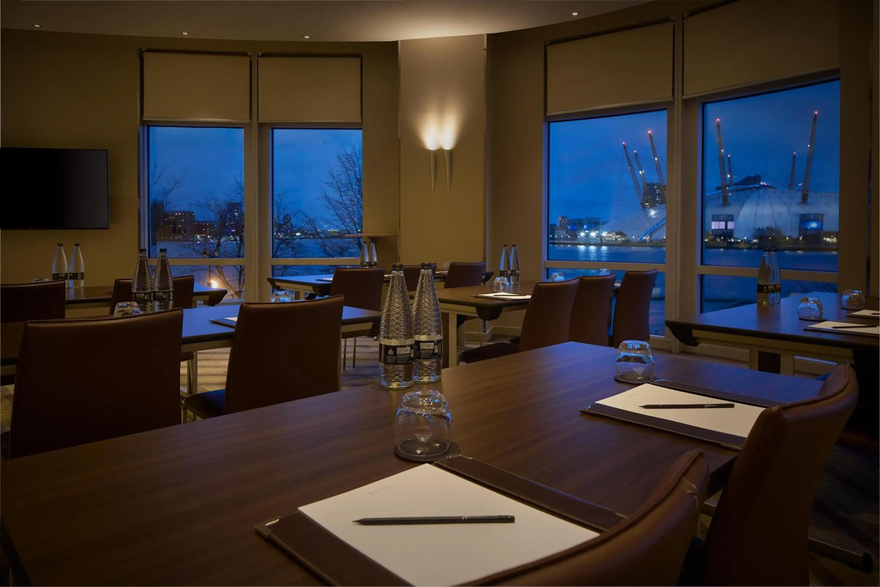 Meeting/conference room in Radisson Blu Hotel, London Canary Wharf East