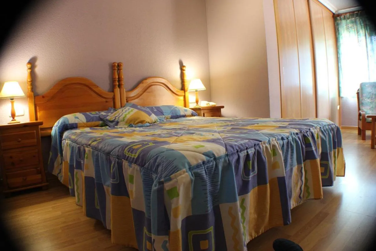 Day, Bed in Hotel Las Nieves