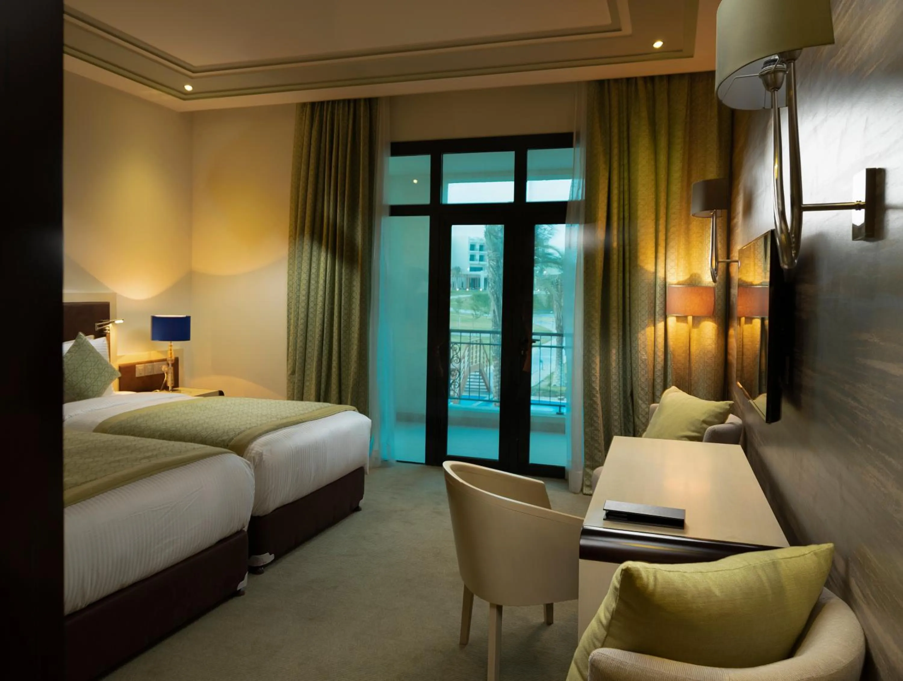 Bedroom, Bed in Retaj Salwa Resort & Spa