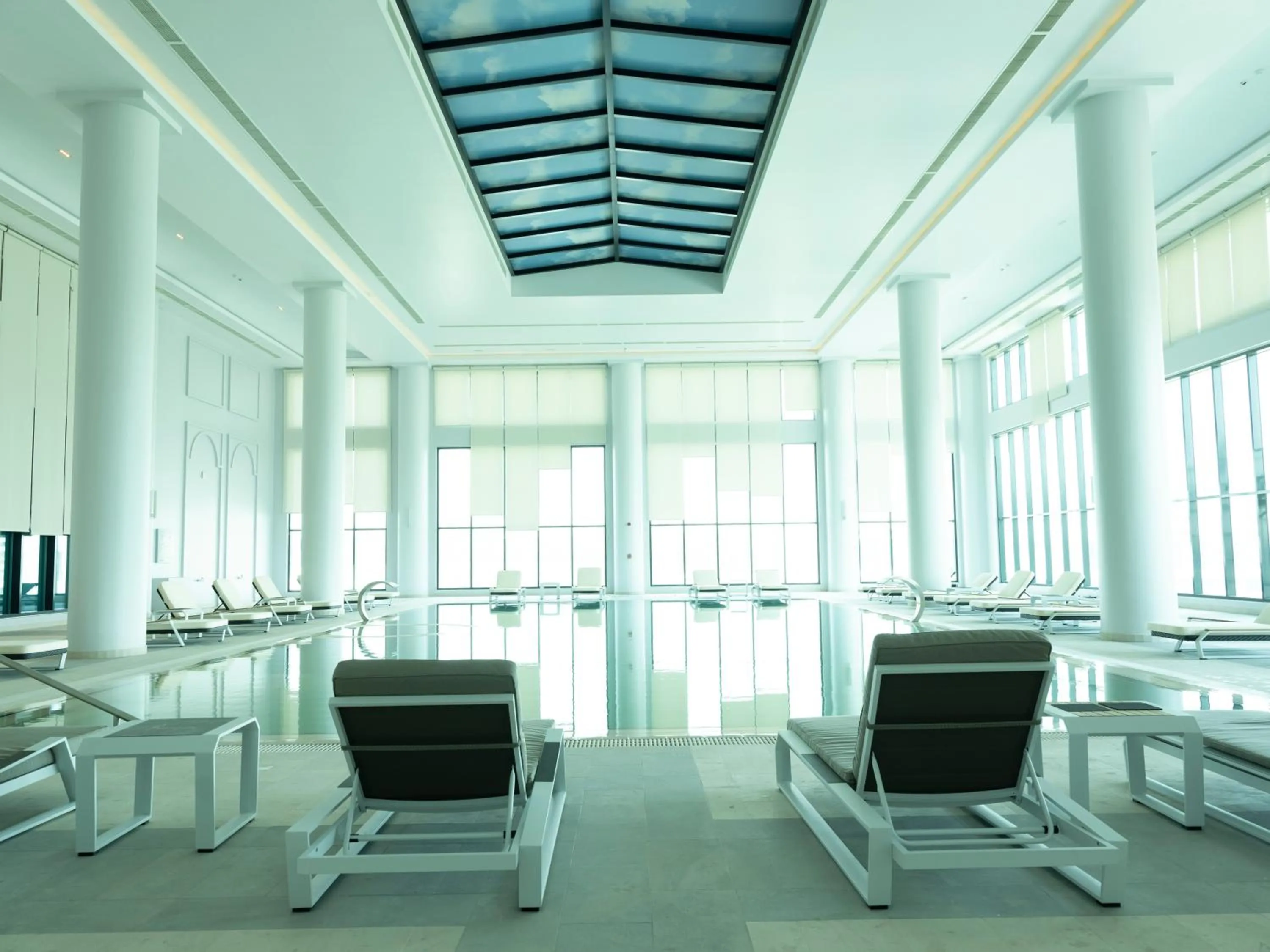 Swimming pool in Retaj Salwa Resort & Spa