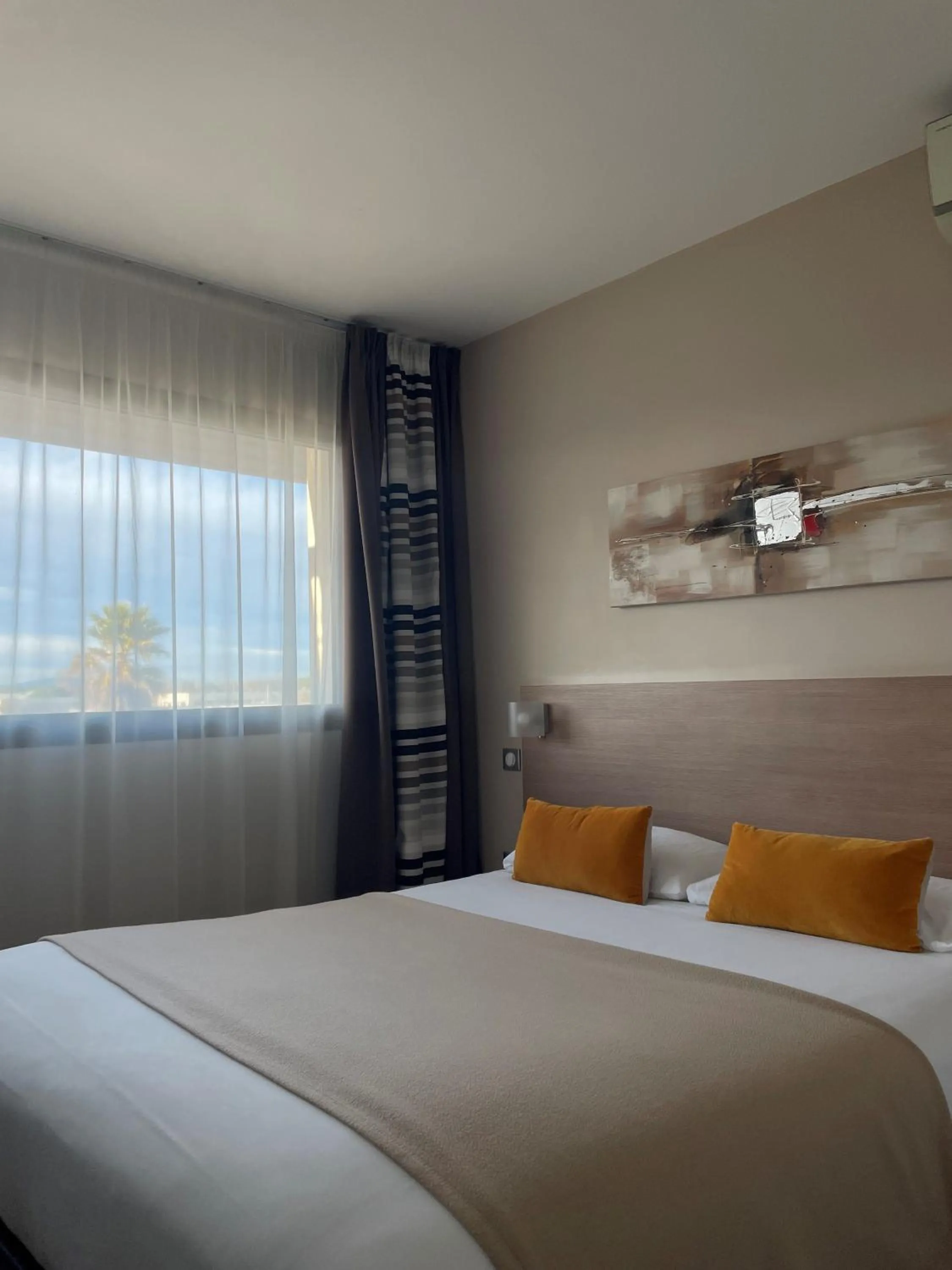 Bed in Forme-hotel & Spa Montpellier Sud-Est - Parc Expositions - Arena