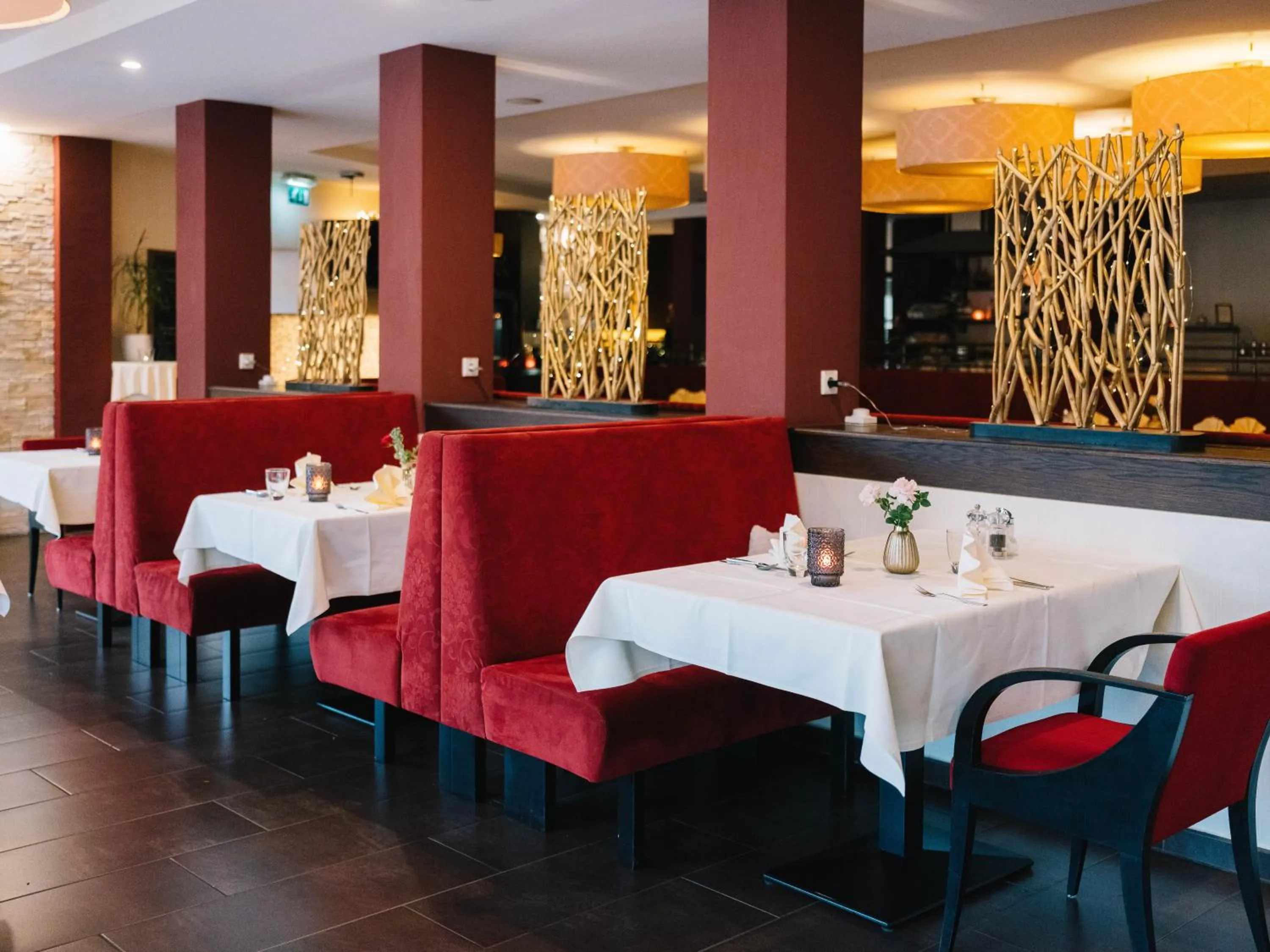 Restaurant/places to eat in hotel zentlinde