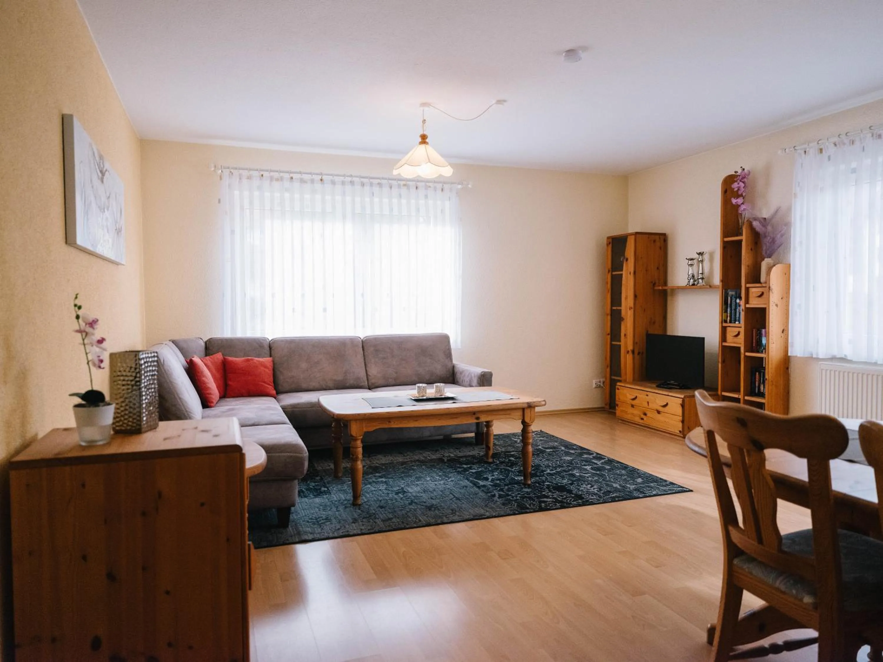 Communal lounge/ TV room in hotel zentlinde