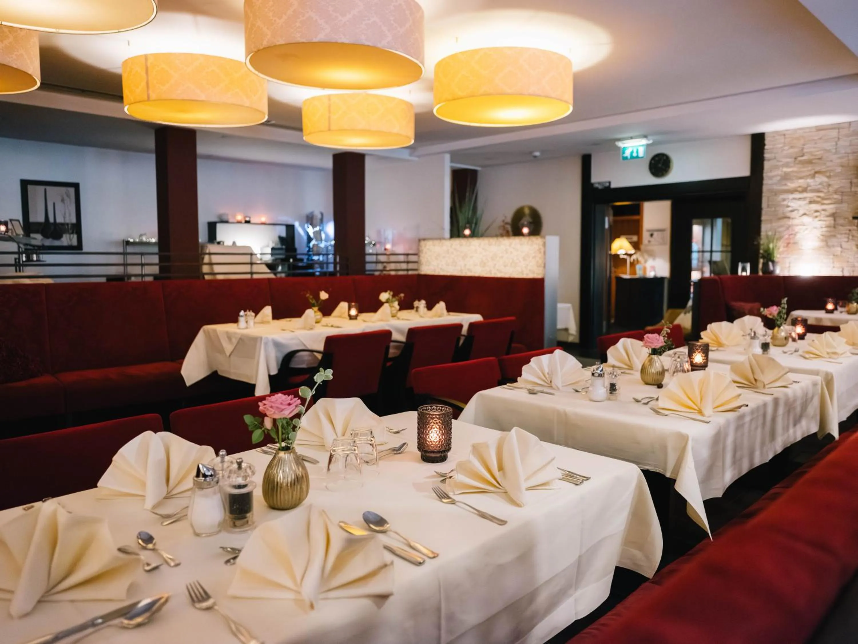 Restaurant/places to eat in hotel zentlinde