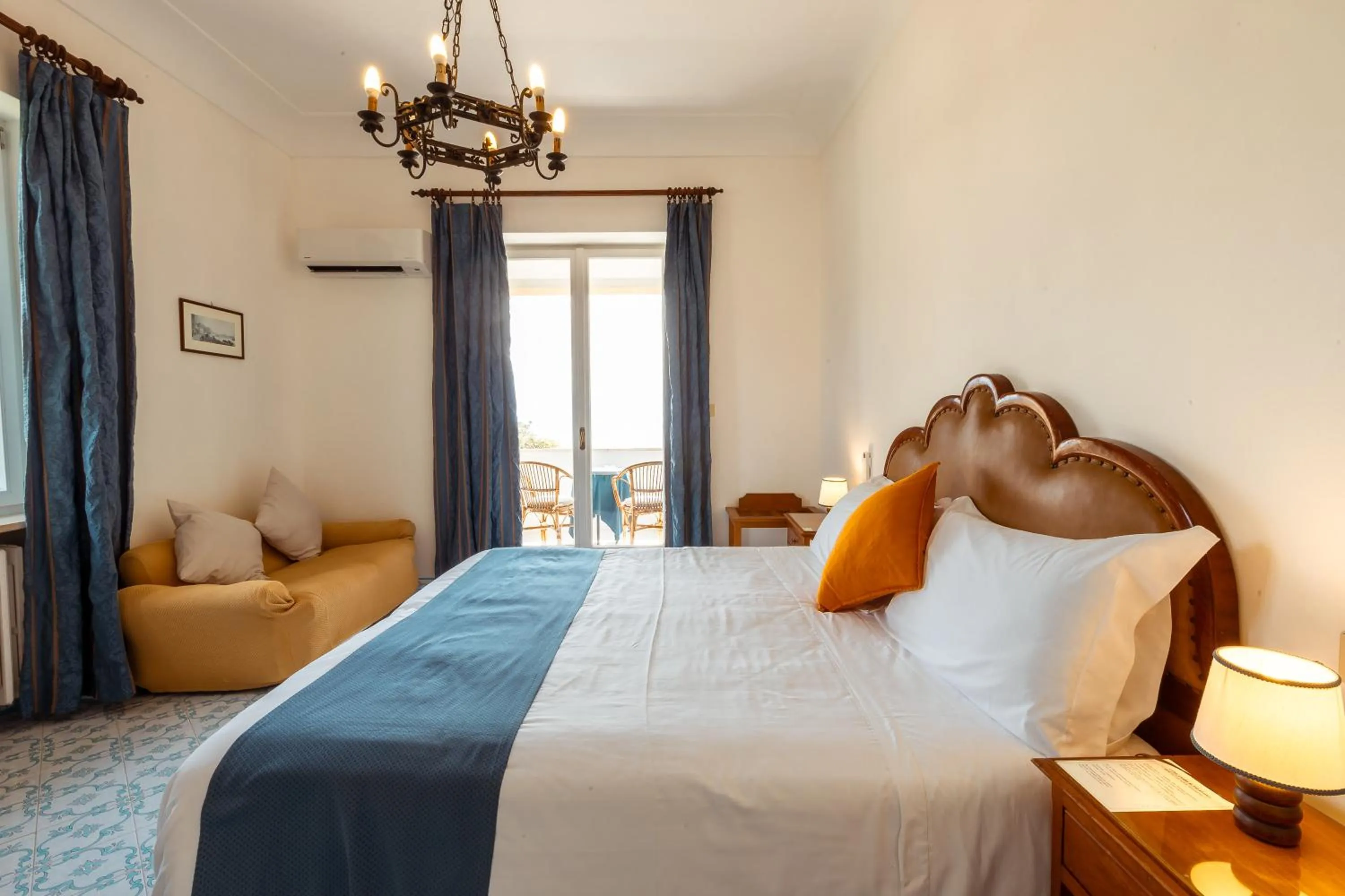 Bedroom, Bed in Hotel Villa Sarah