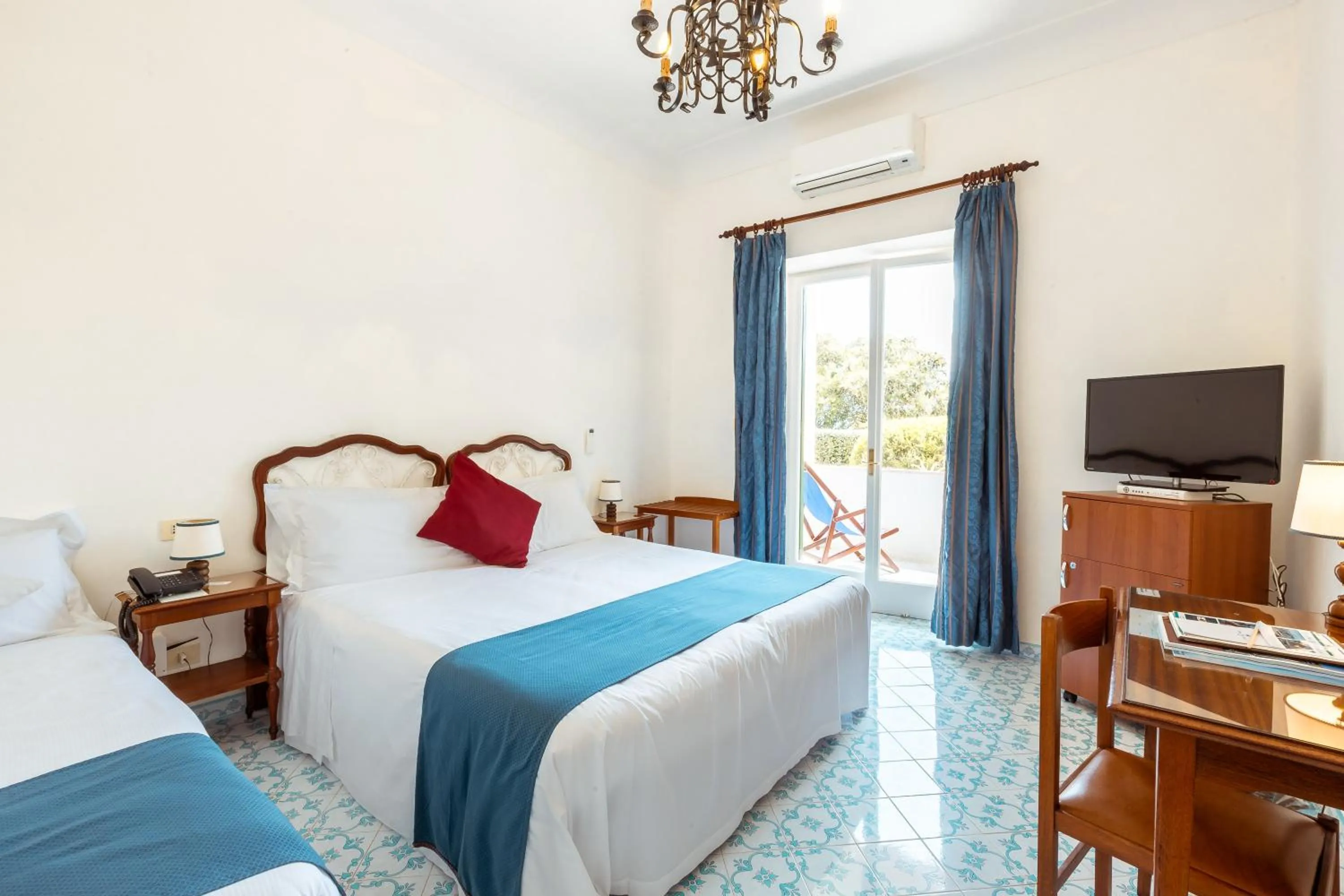 Bed in Hotel Villa Sarah