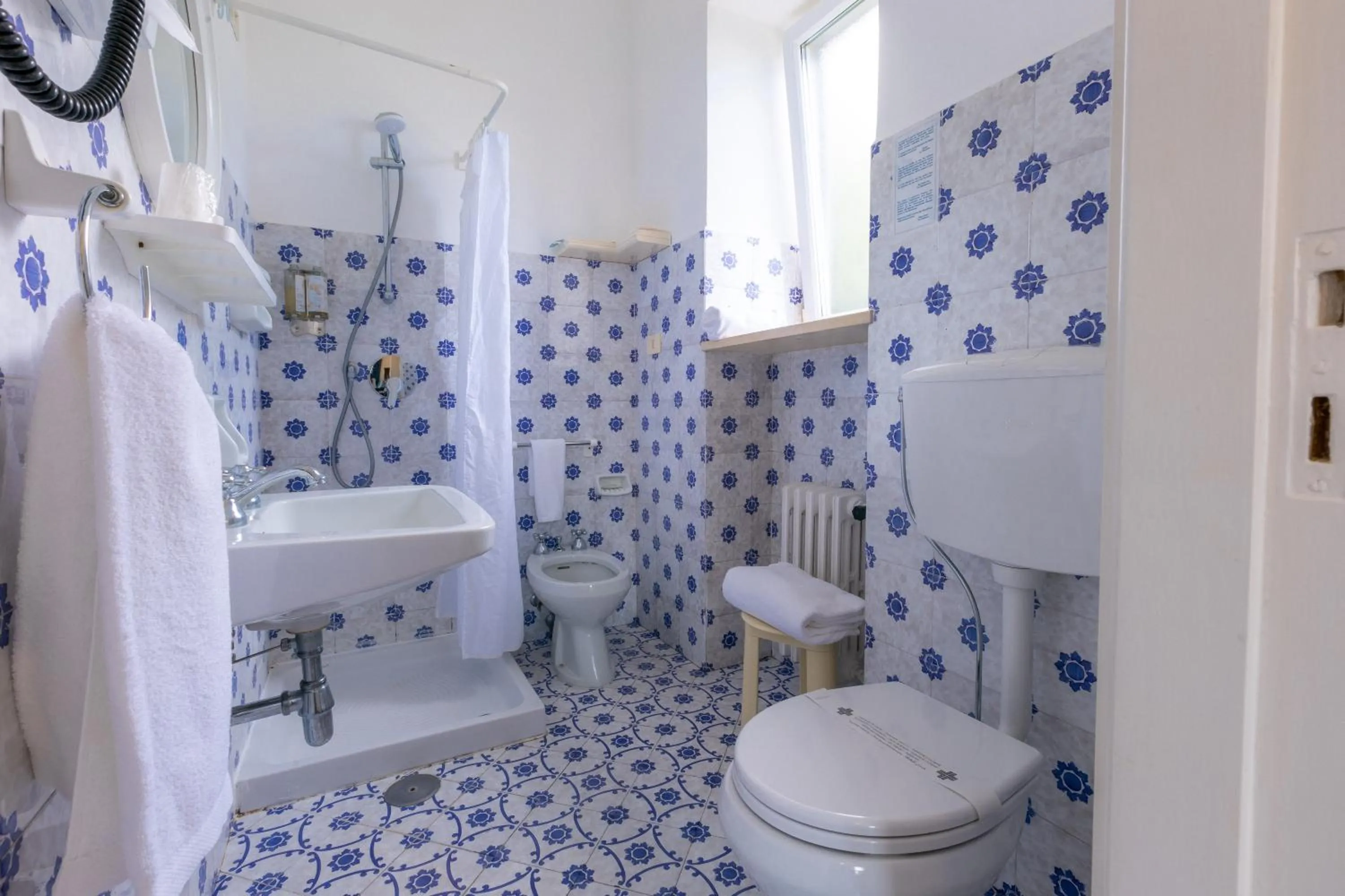 Bathroom in Hotel Villa Sarah