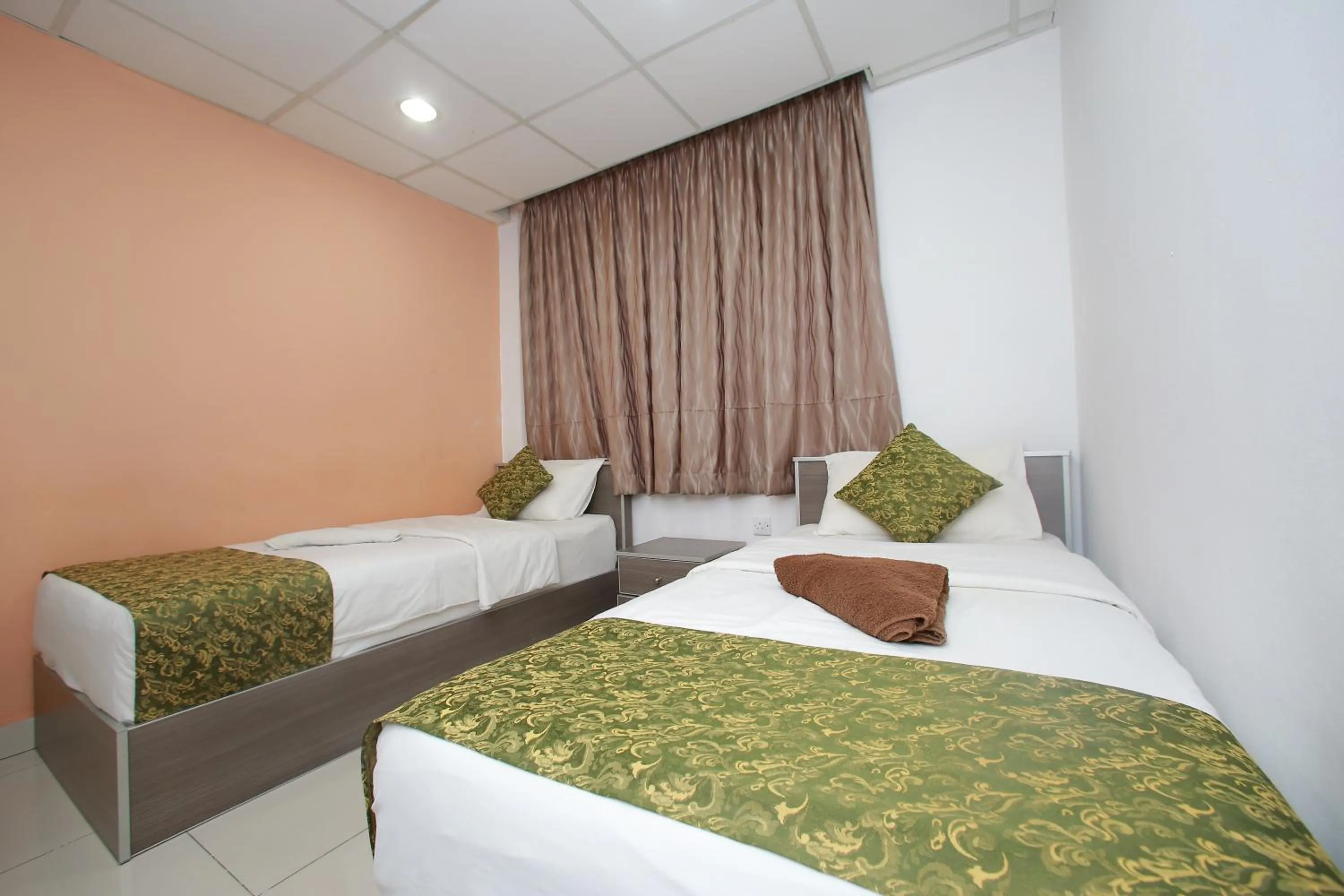 Bedroom, Bed in Lacomme Inn