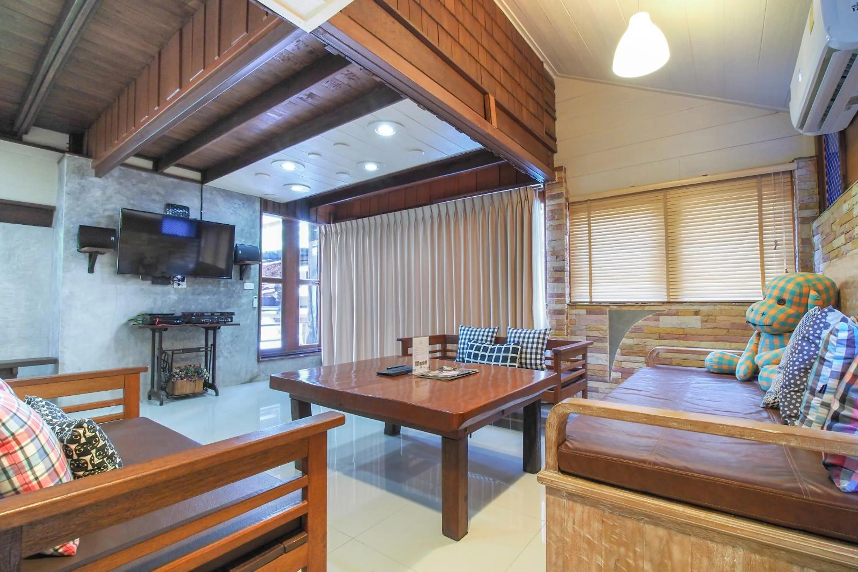 Photo of the whole room in Suankaew Art Cottage