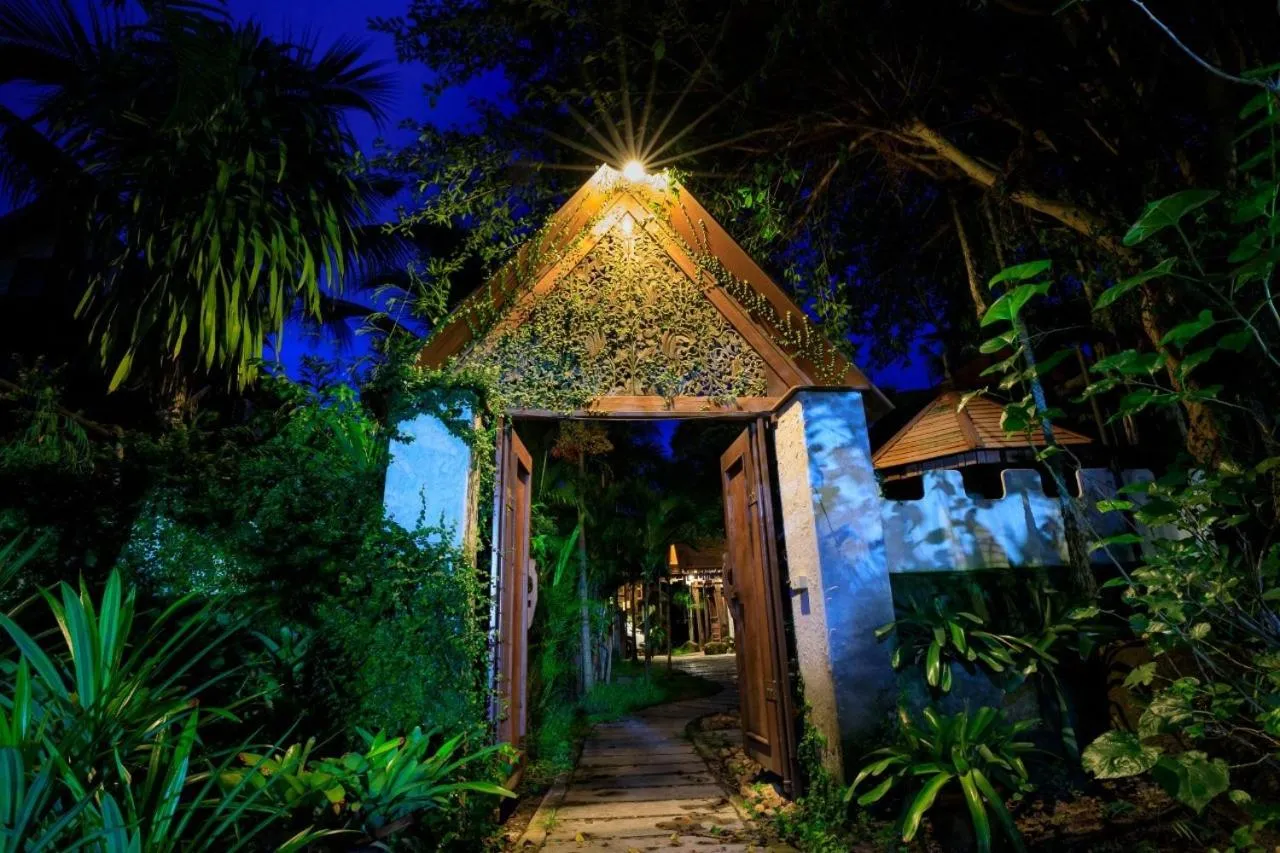 Suankaew Art Cottage