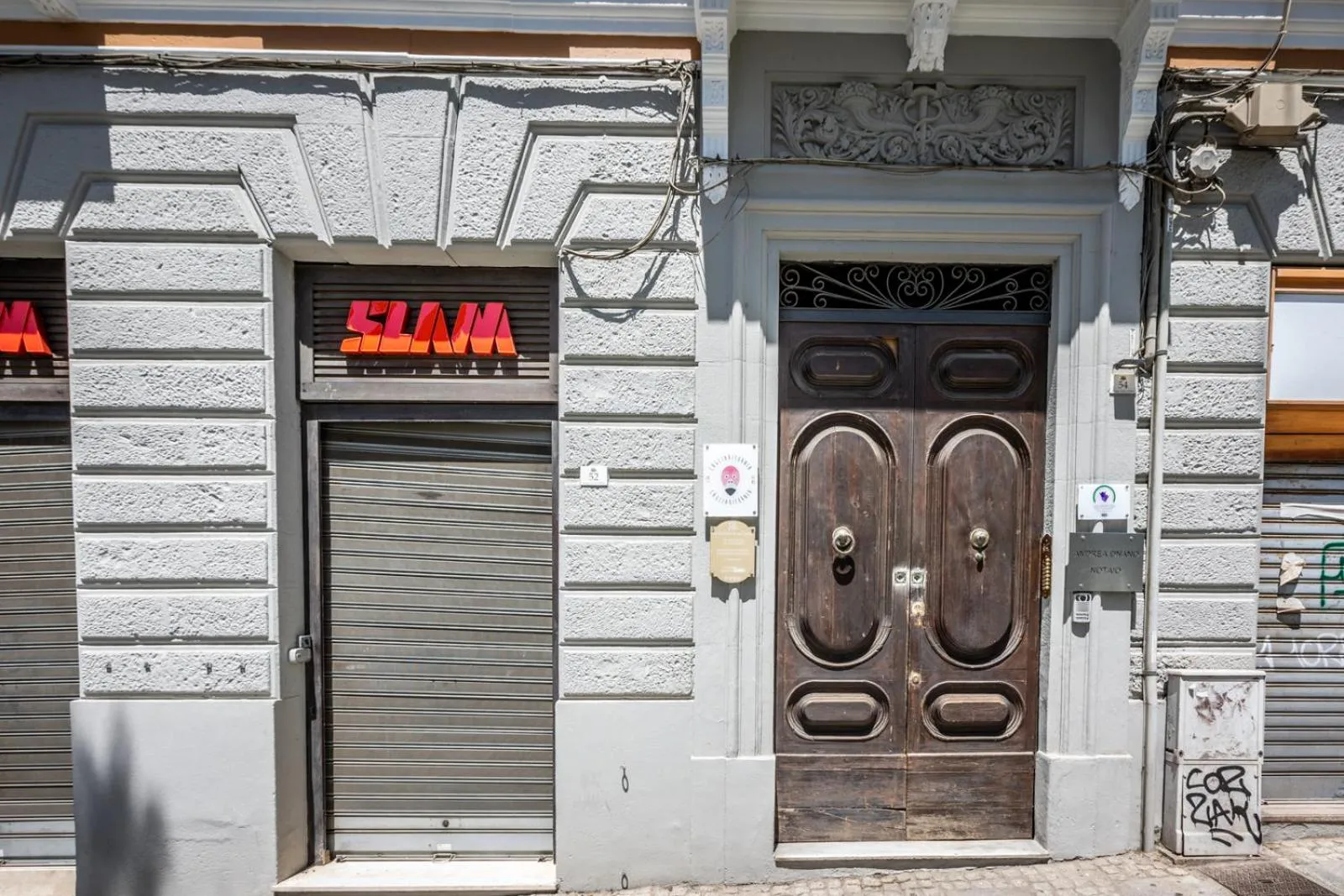 Facade/entrance in Cagliarifornia