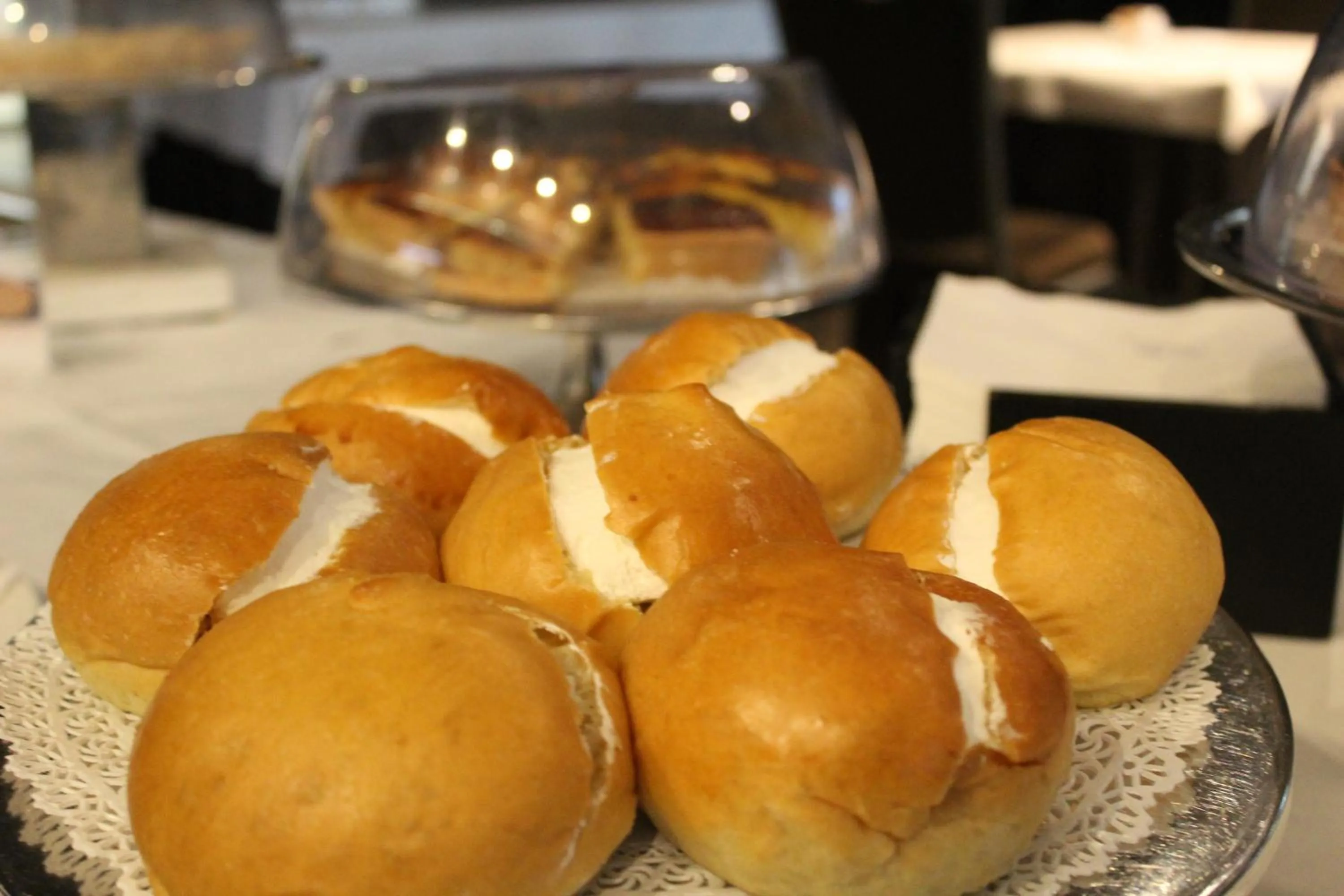 Continental breakfast in Parco Dei Principi Hotel Congress & SPA